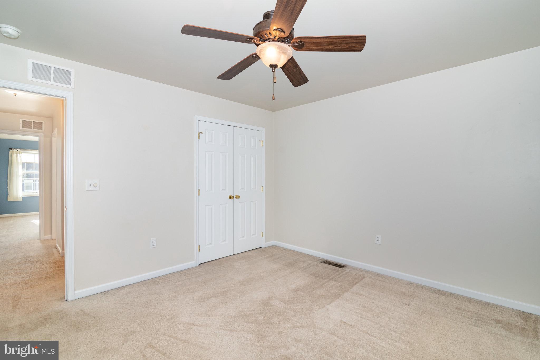 APPLE CREEK FARMS - Residential