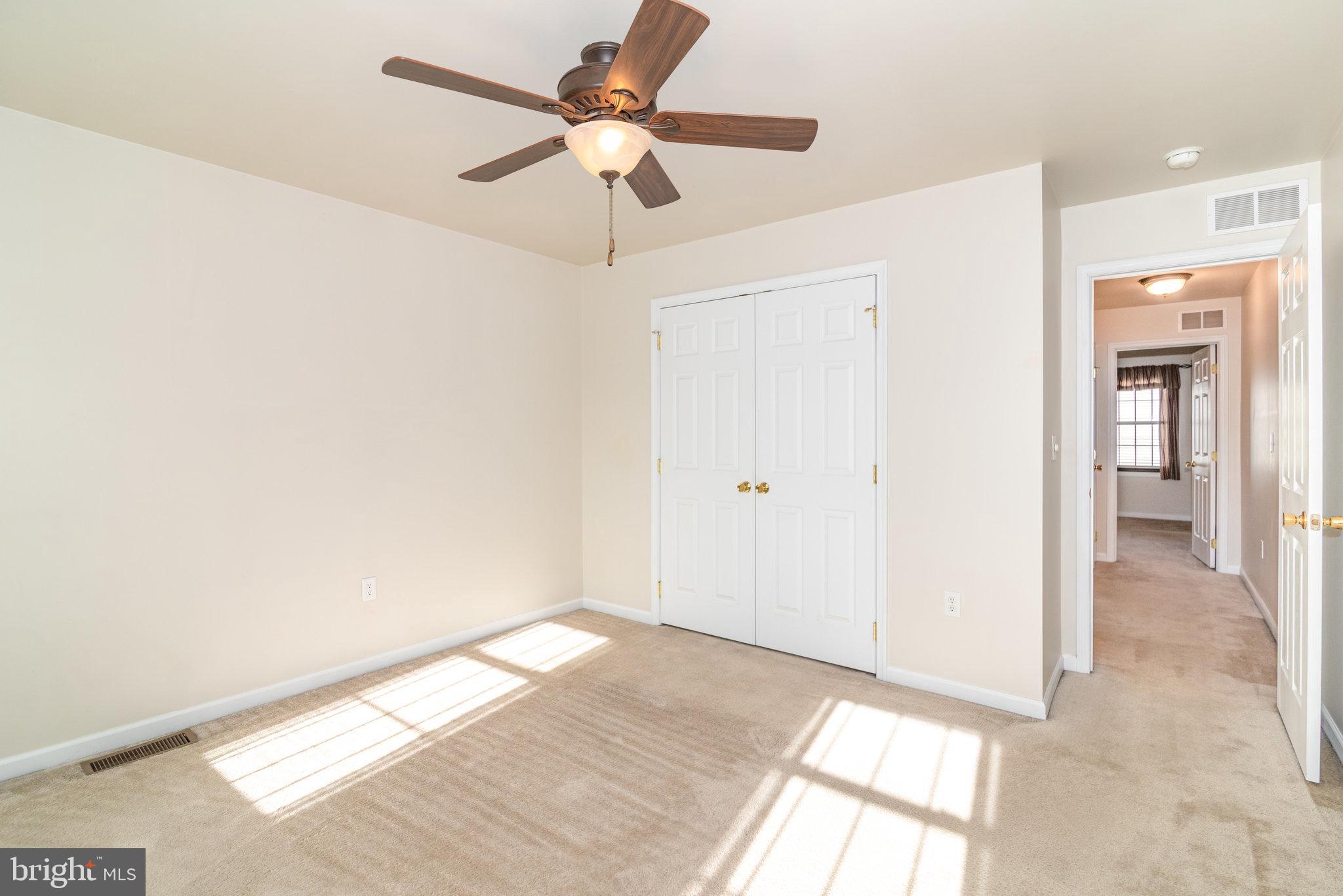 APPLE CREEK FARMS - Residential