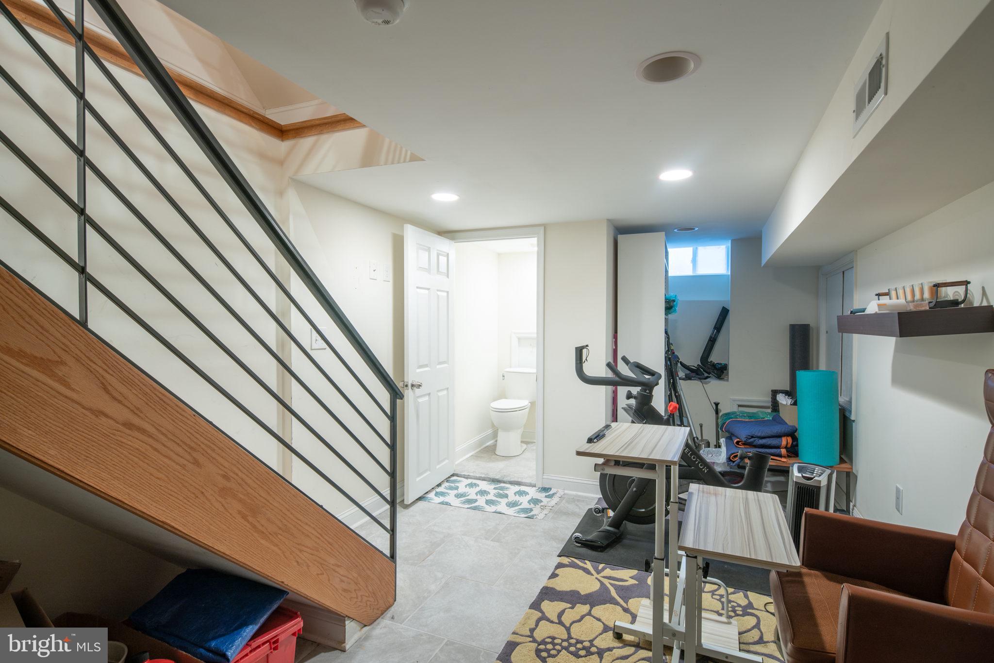 PASSYUNK SQUARE - Residential Lease