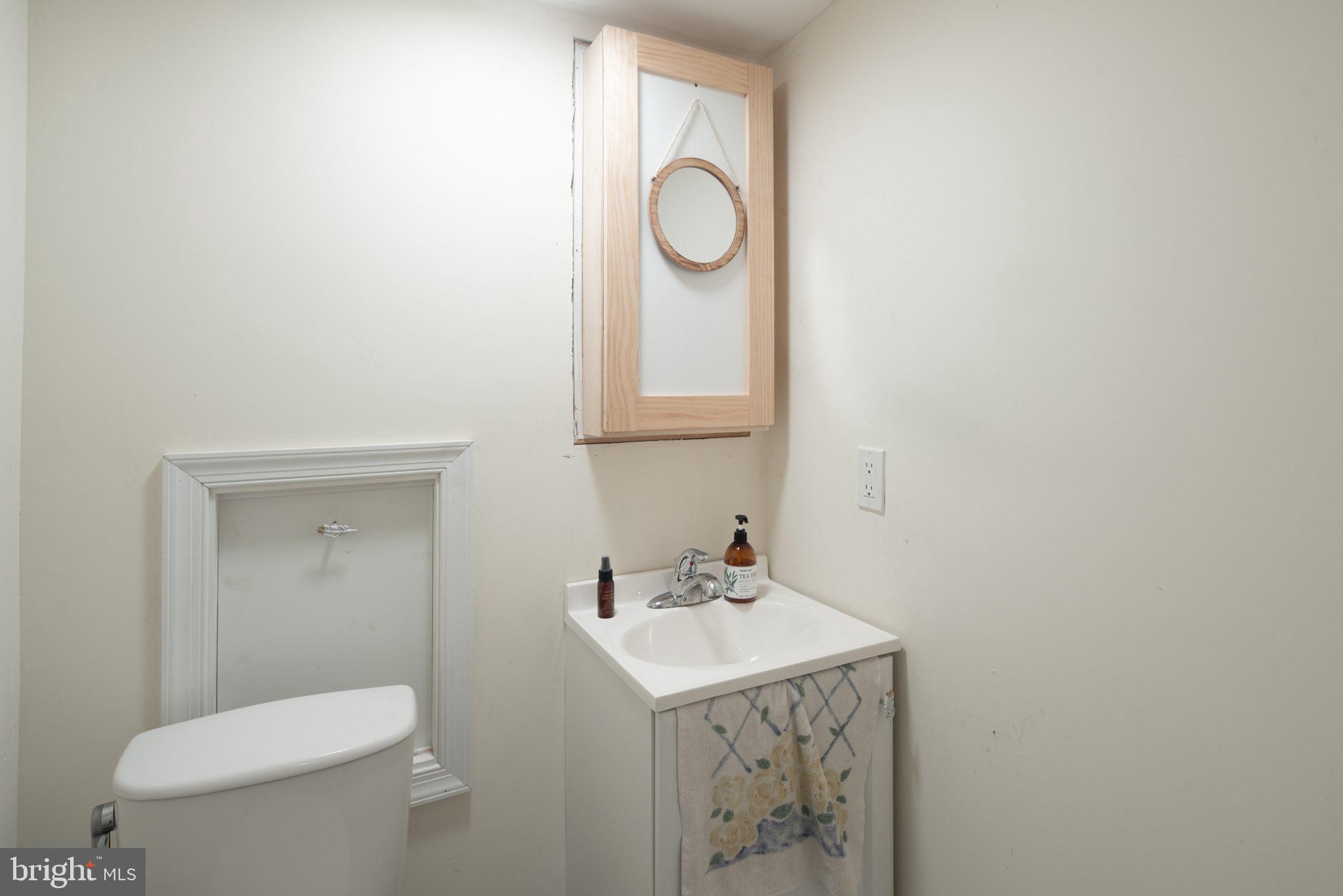 PASSYUNK SQUARE - Residential Lease