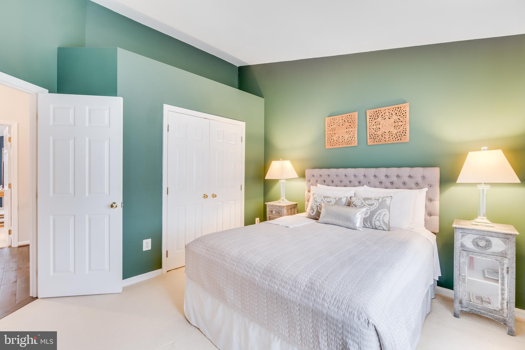 STONEGATE AT LANDMARK - Residential