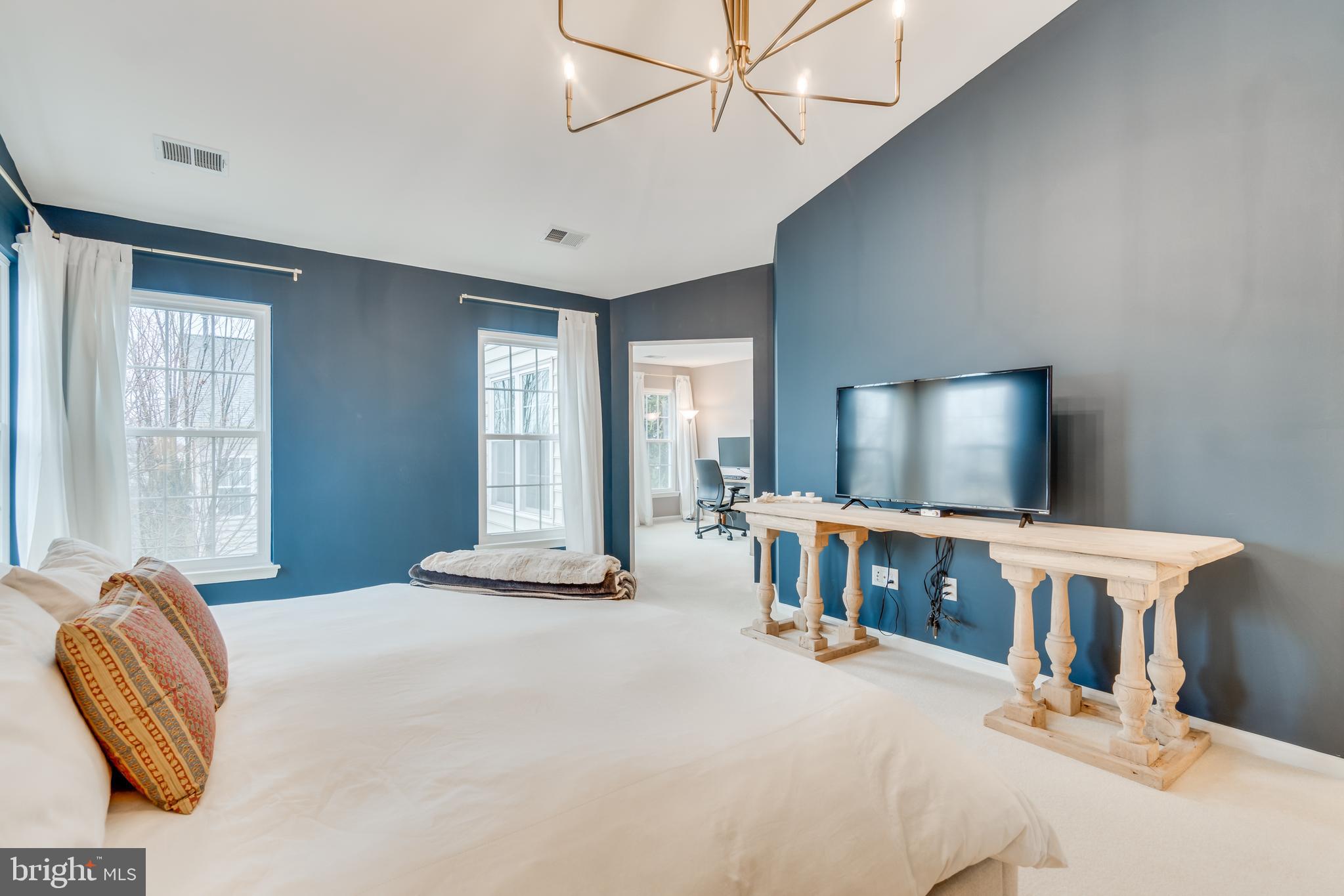 STONEGATE AT LANDMARK - Residential