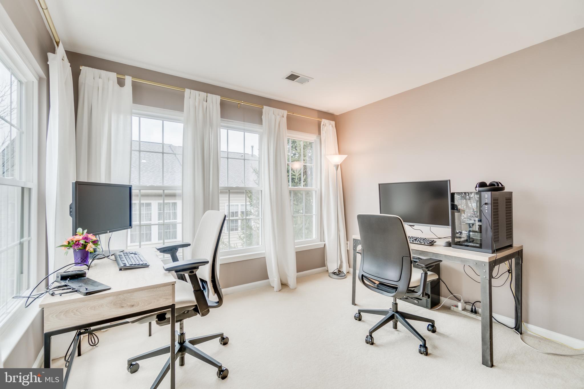 STONEGATE AT LANDMARK - Residential