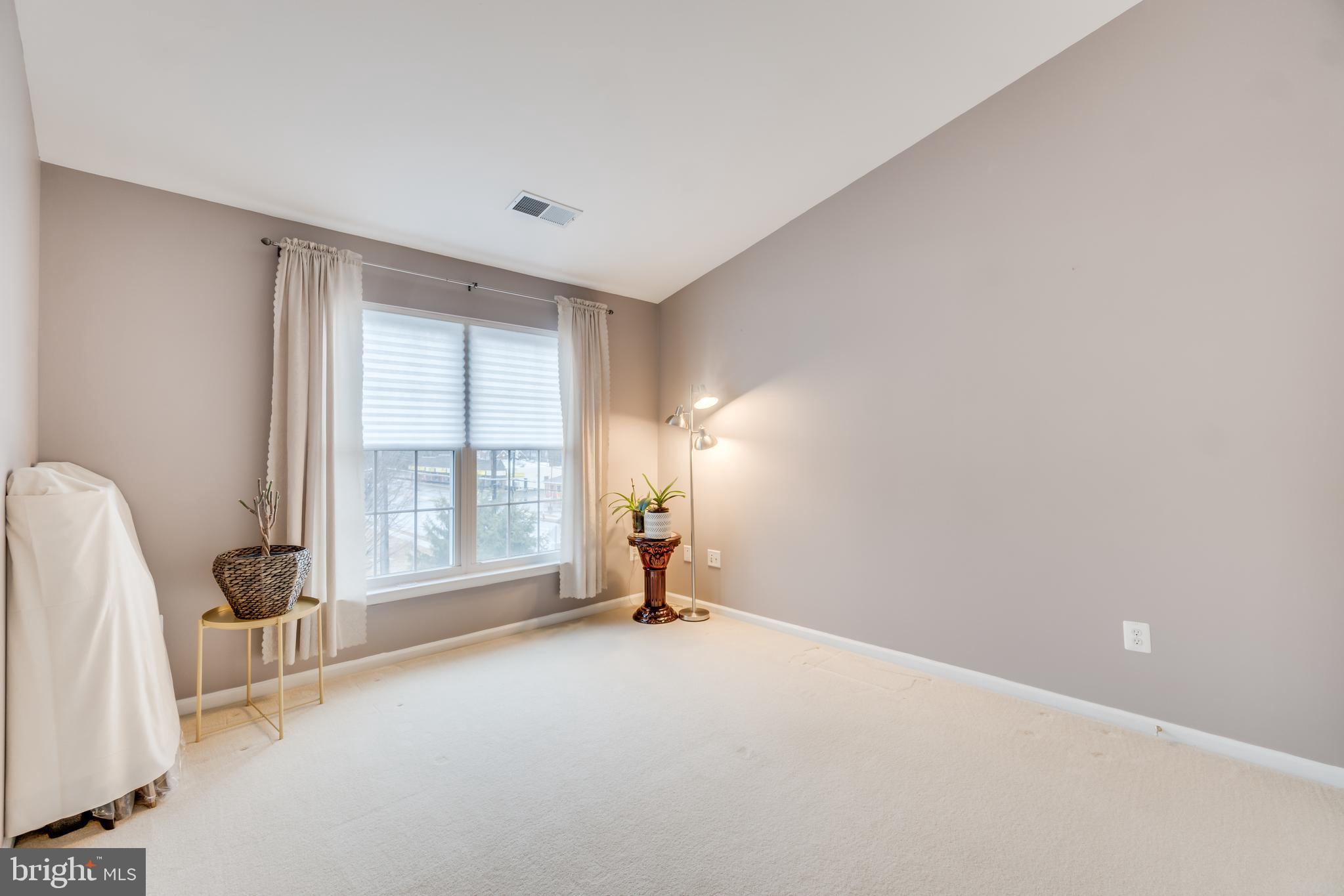 STONEGATE AT LANDMARK - Residential