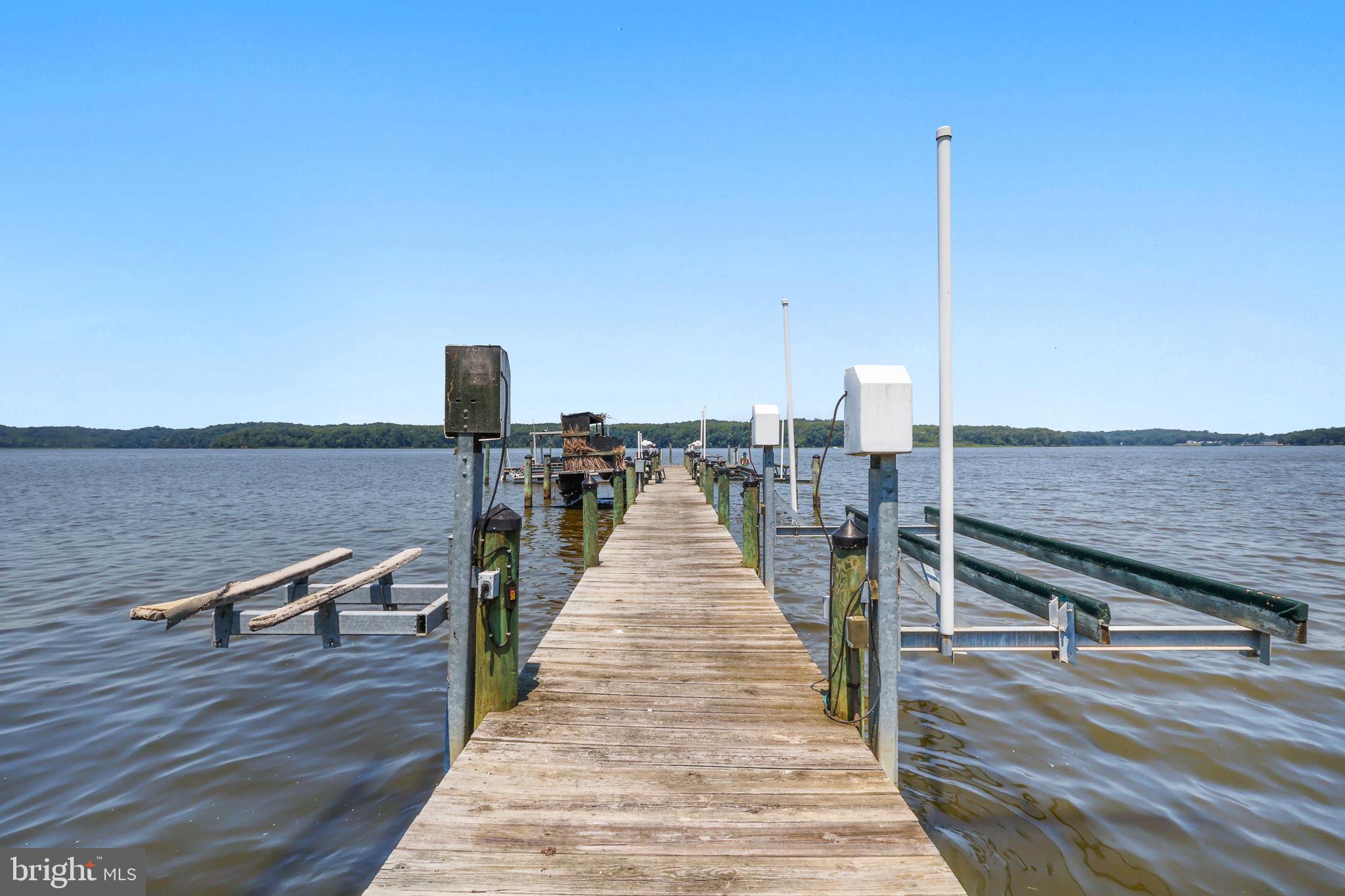 PRATT POINT - Residential