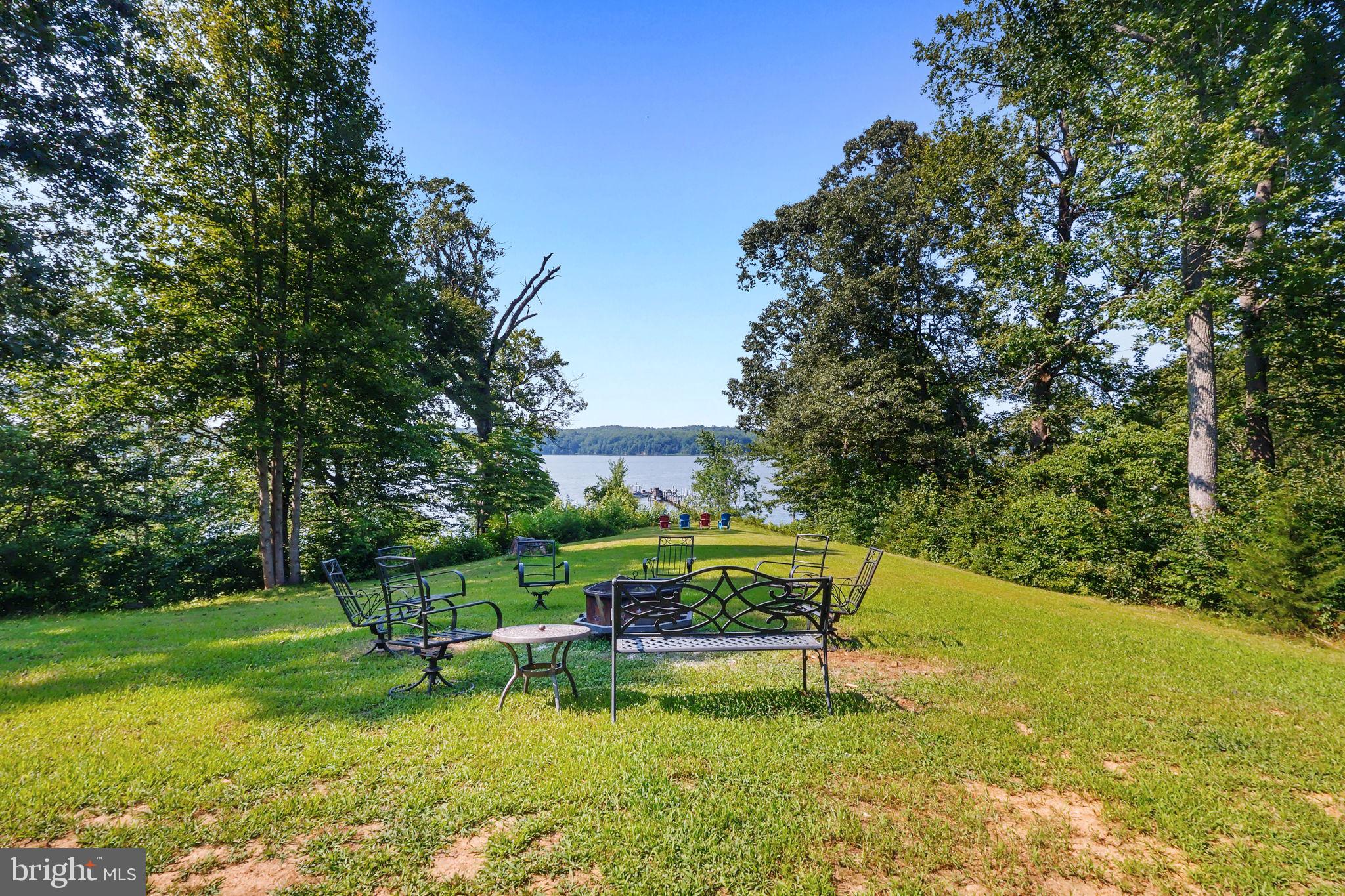 PRATT POINT - Residential