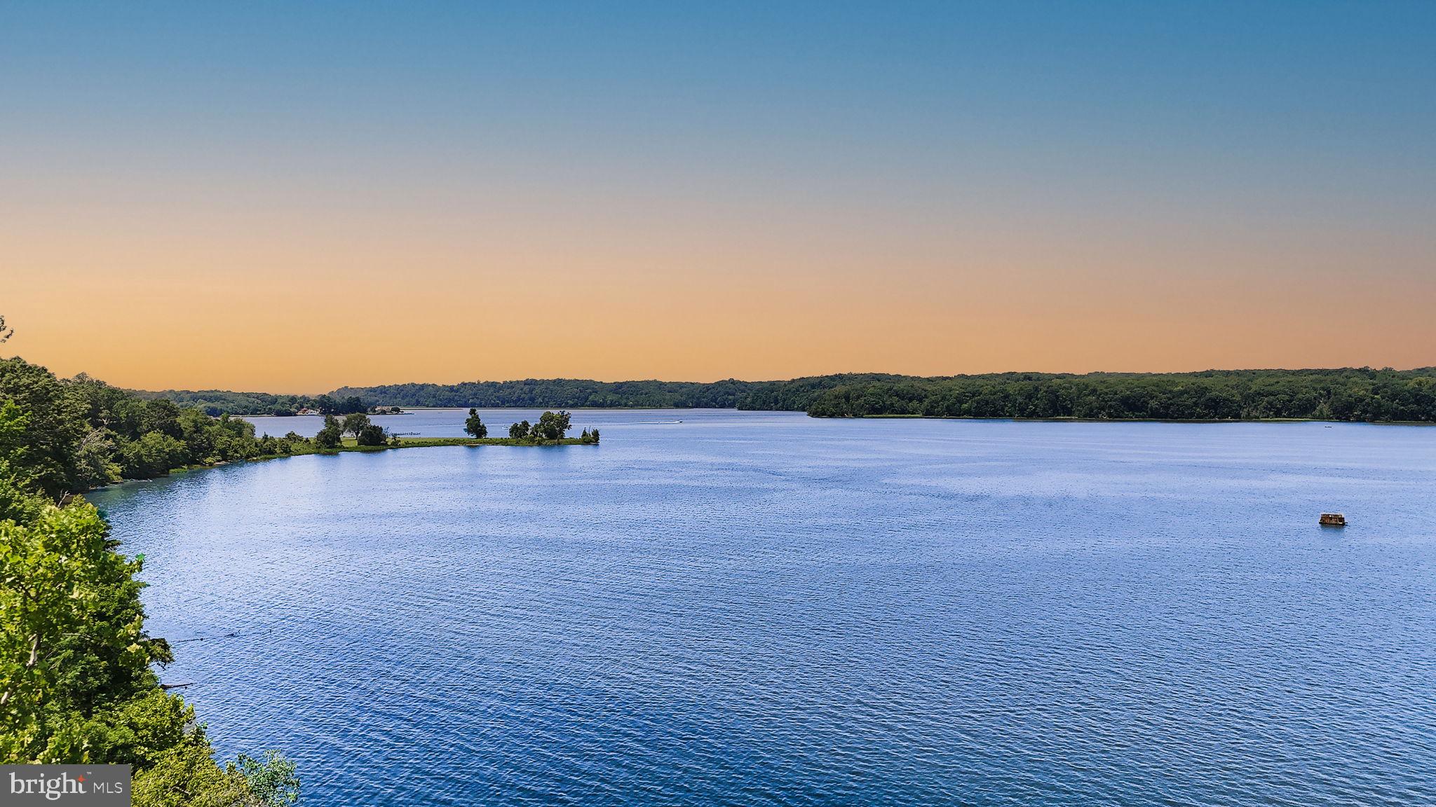 PRATT POINT - Residential