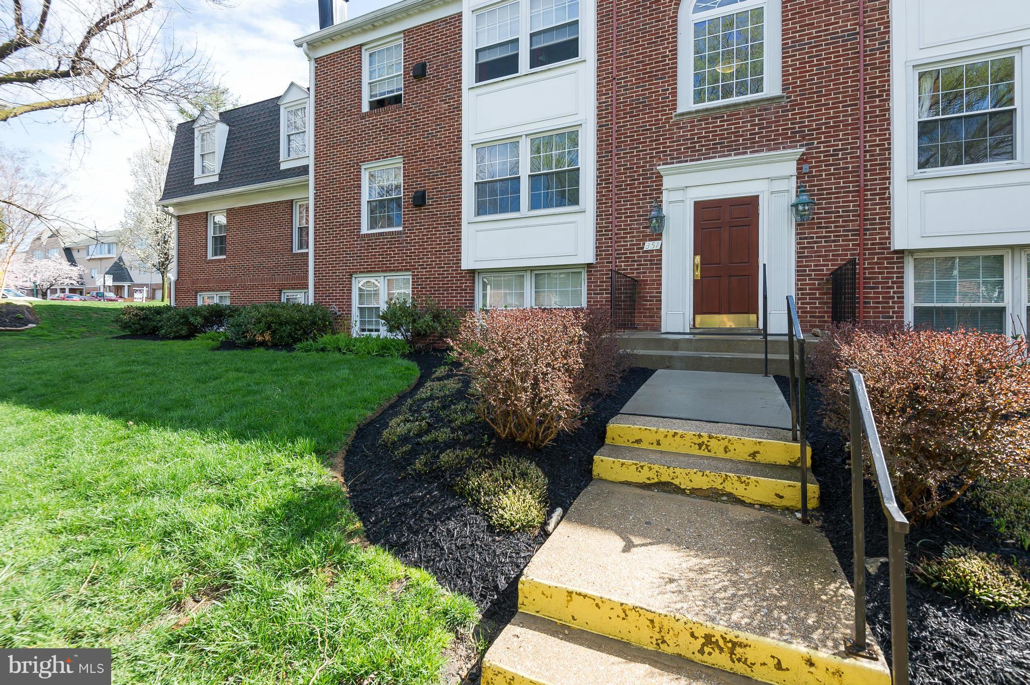 HOMELAND SOUTHWAY - Residential