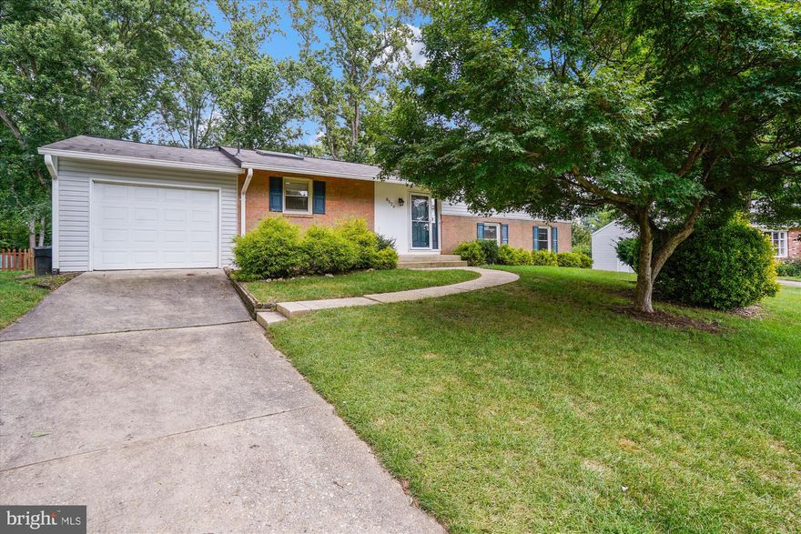 Welcome Home! Spacious, Sundrenched Home on 1/3 Acre Lot-Great Location- Must see! Beautiful split level with hardwood floors, fresh paint, and skylights features a fully updated open kitchen with stainless steel appliances, granite, modern cabinets, and breakfast bar.  Main level enjoys an expansive living/dining area and a marvelous sun room leading to an impressive fully fenced back yard and full sized deck.  Upper level boasts a large primary suite with private bath, two guest bedrooms and full sized hall bath.  Lower level offers the fourth sun-kissed bedroom, third full bath, and walk-out level den.  Close to Pohick Creek Park & easy access to Fairfax Cnty Pkwy, Ft Belvior, 95/395.