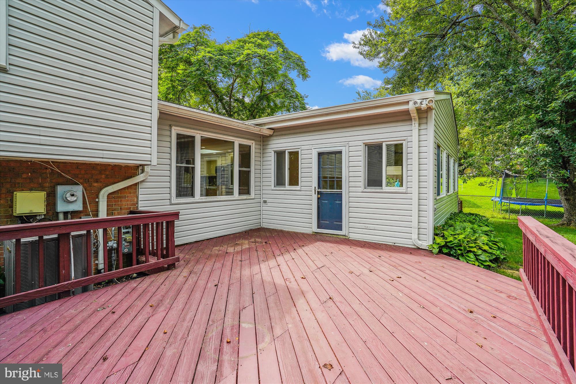 ROLLING VALLEY - Residential Lease