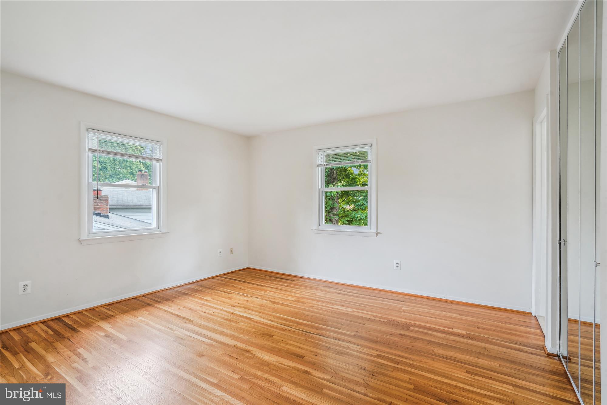 ROLLING VALLEY - Residential Lease