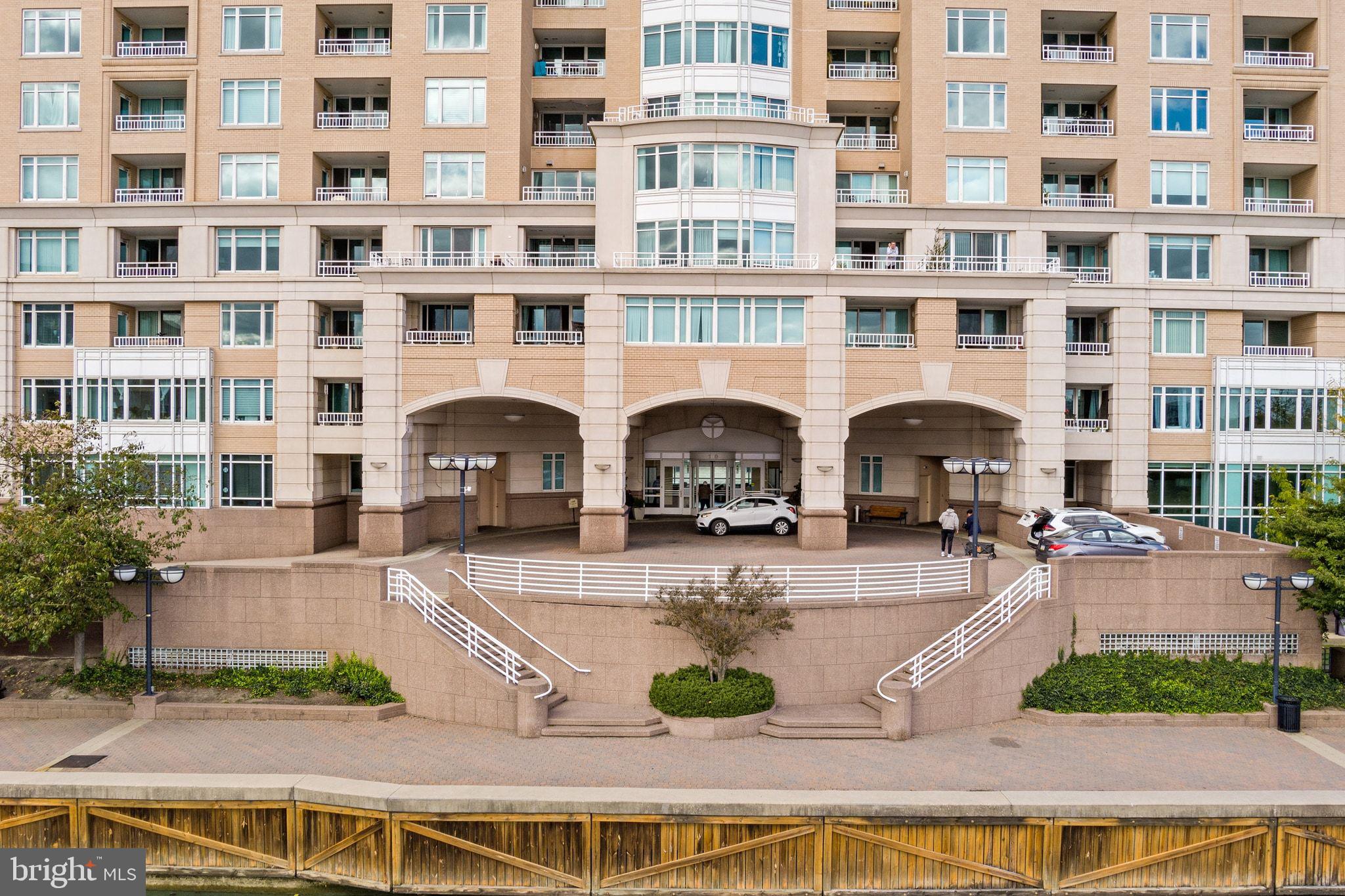 100 HARBORVIEW DRIVE 904