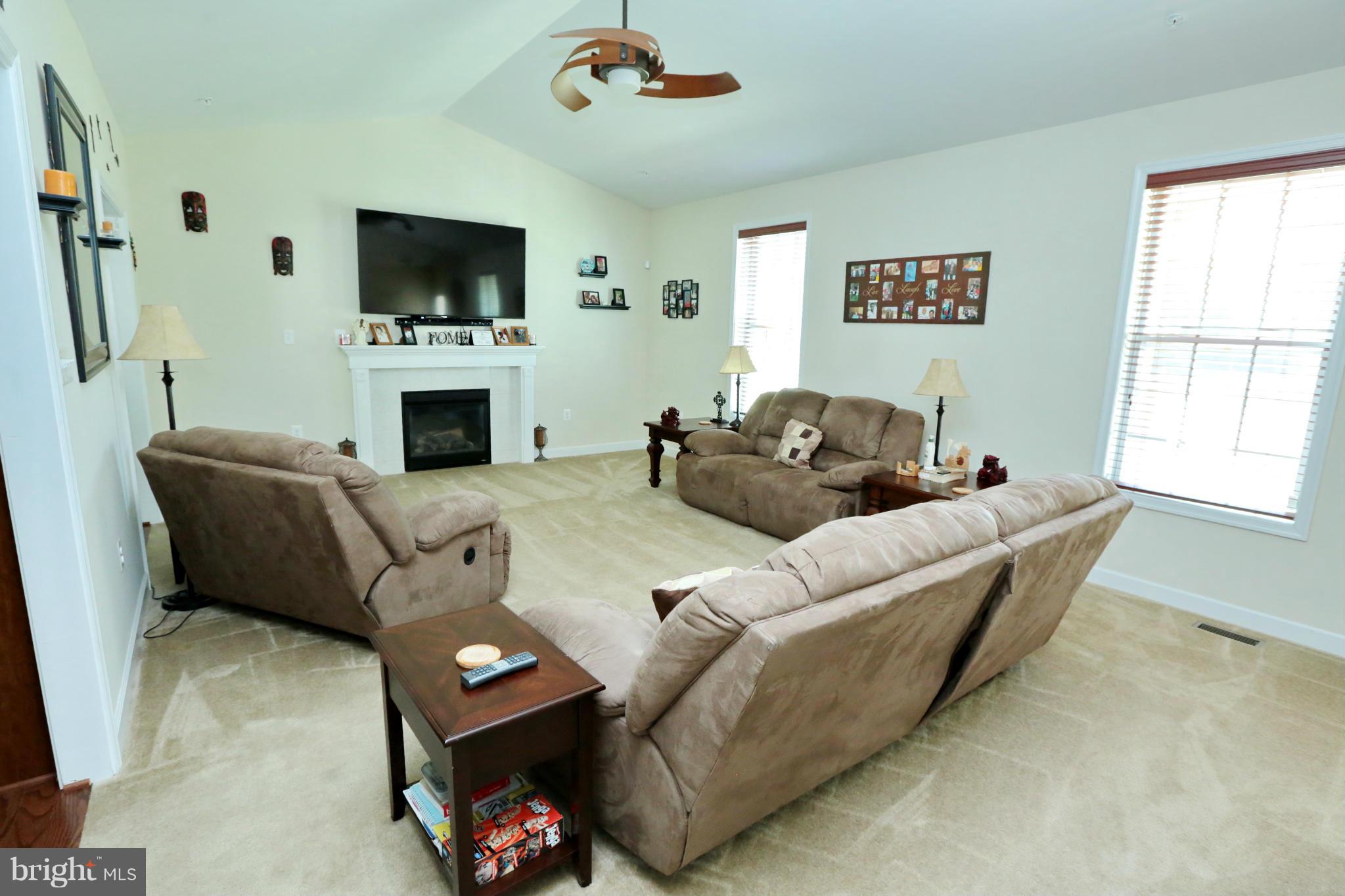 MOSS CREEK - Residential