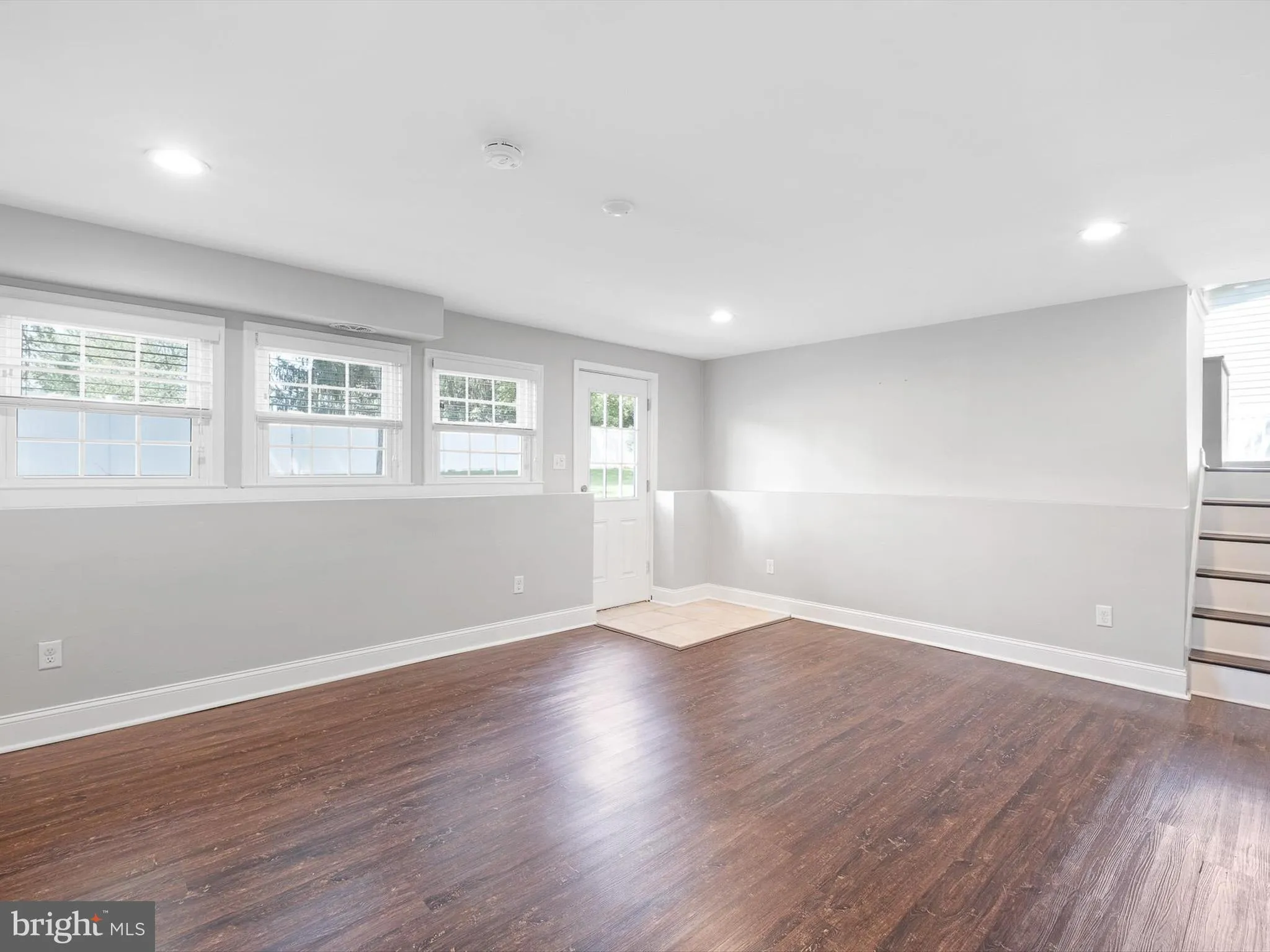 Wilmington, Delaware 19808, United States, 3 Bedrooms Bedrooms, ,2 BathroomsBathrooms,Residential,Contingent,156467