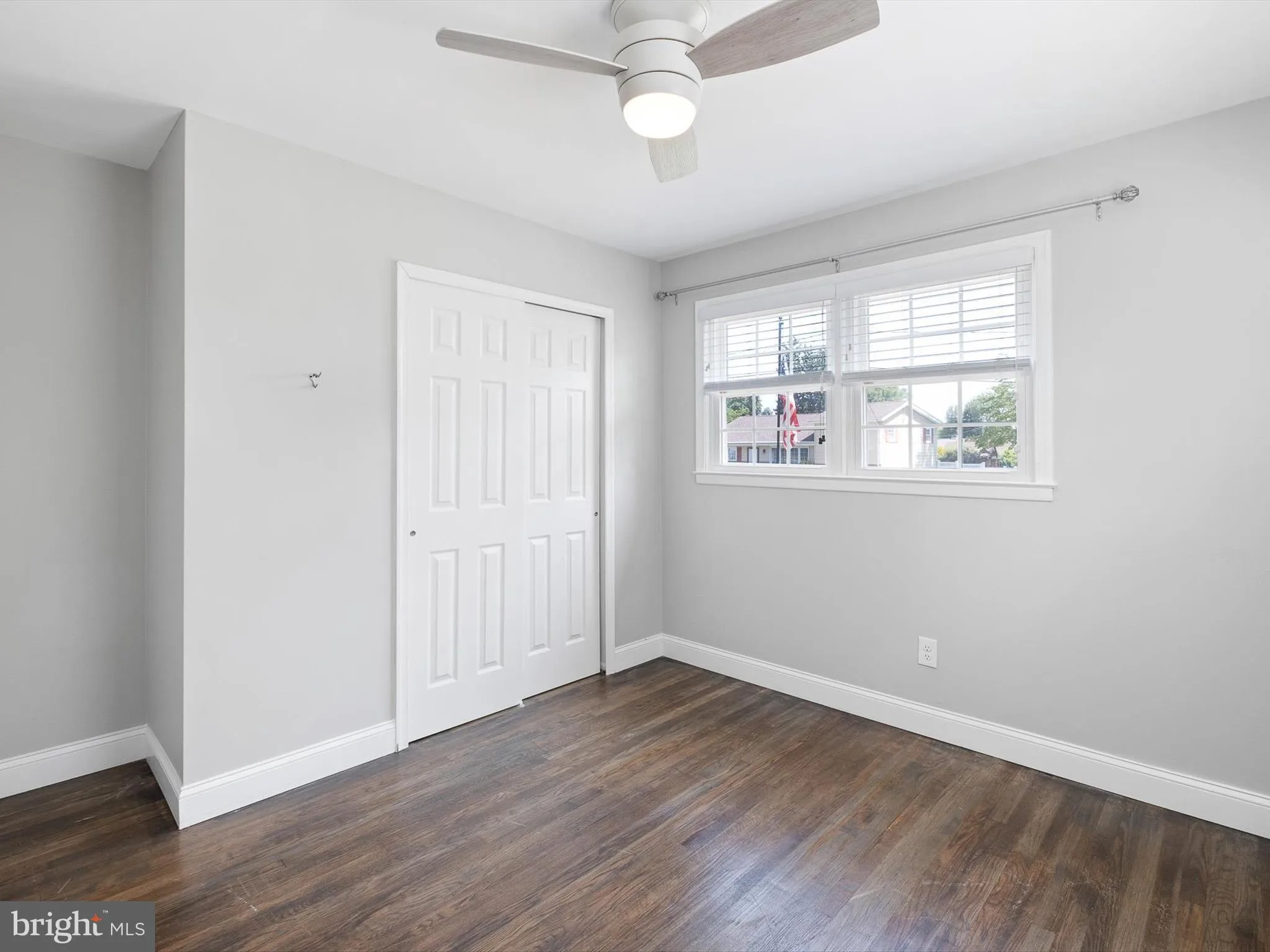 Wilmington, Delaware 19808, United States, 3 Bedrooms Bedrooms, ,2 BathroomsBathrooms,Residential,Contingent,156467