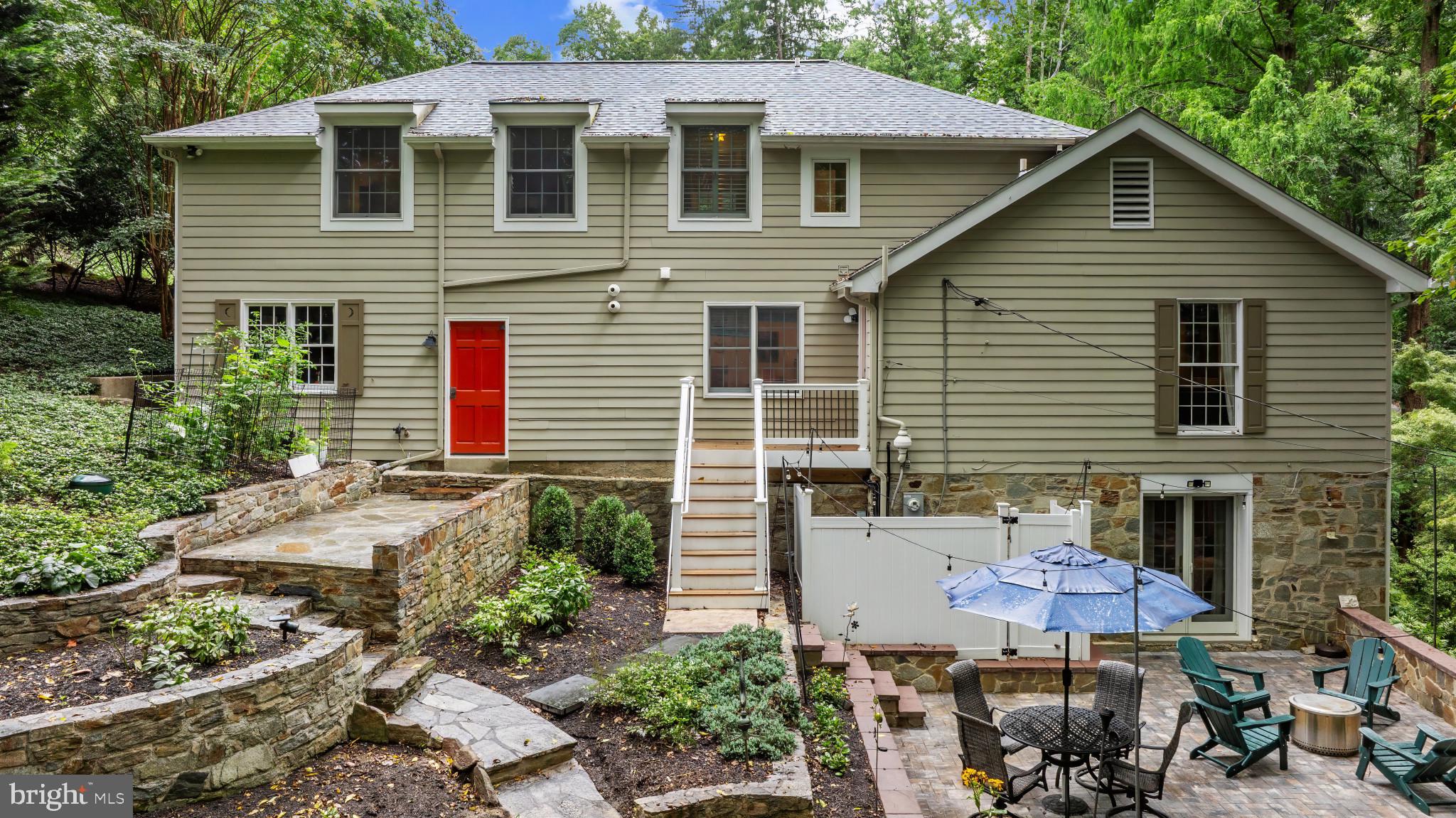 901 NAVY ROAD