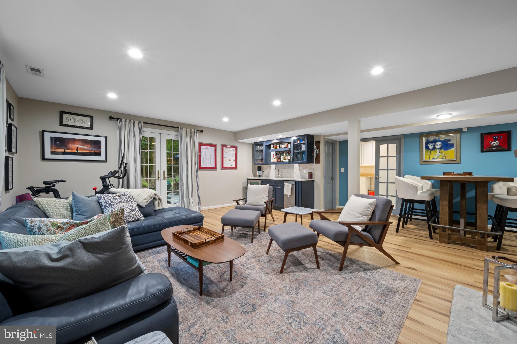 RUXTON - Residential