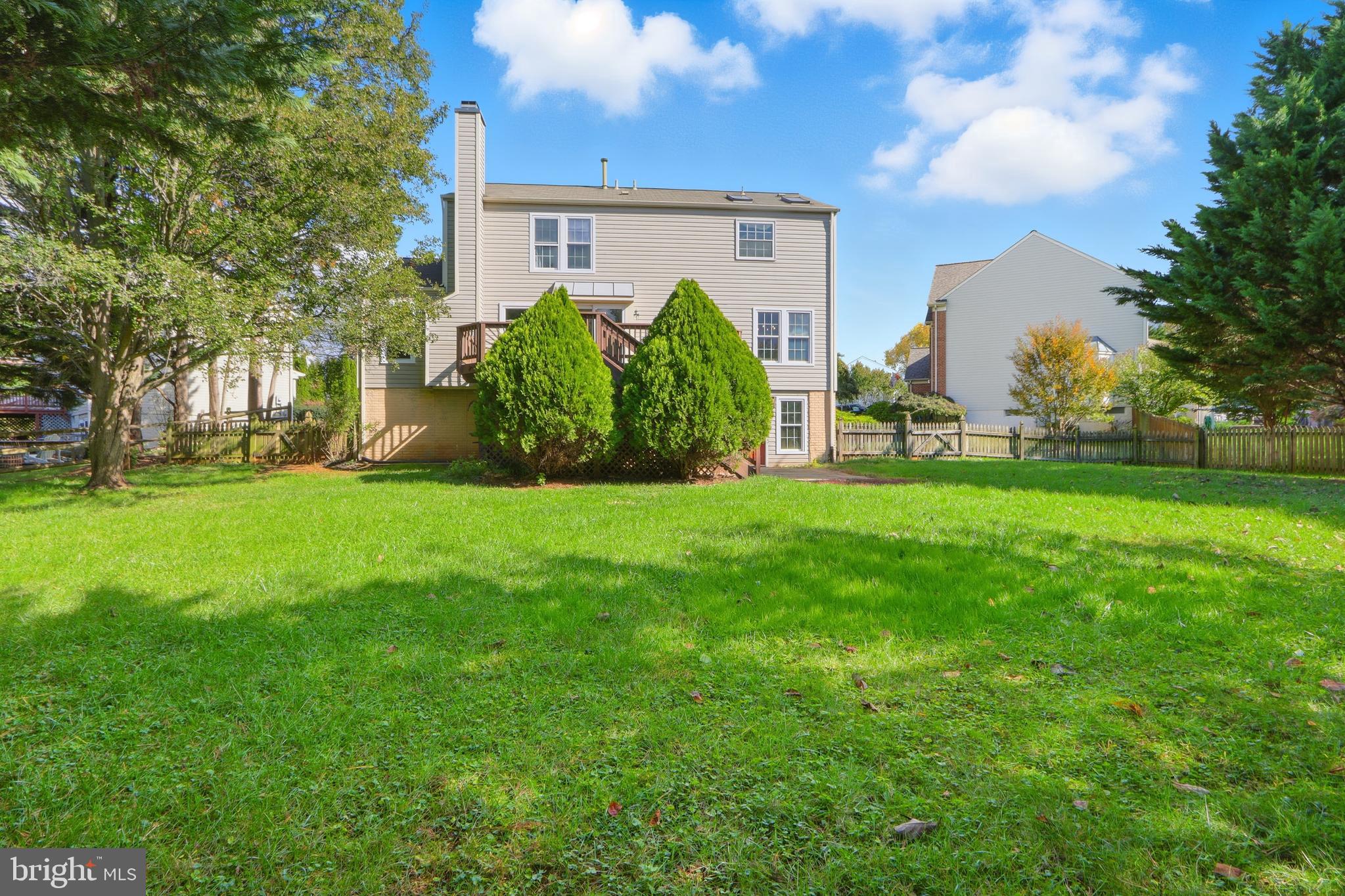 CAMBRIDGE FARMS - Residential