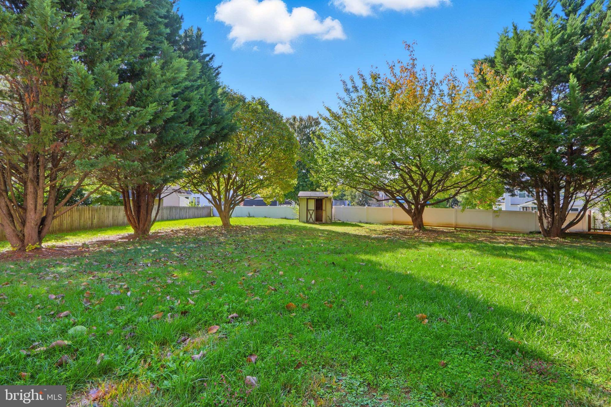 CAMBRIDGE FARMS - Residential