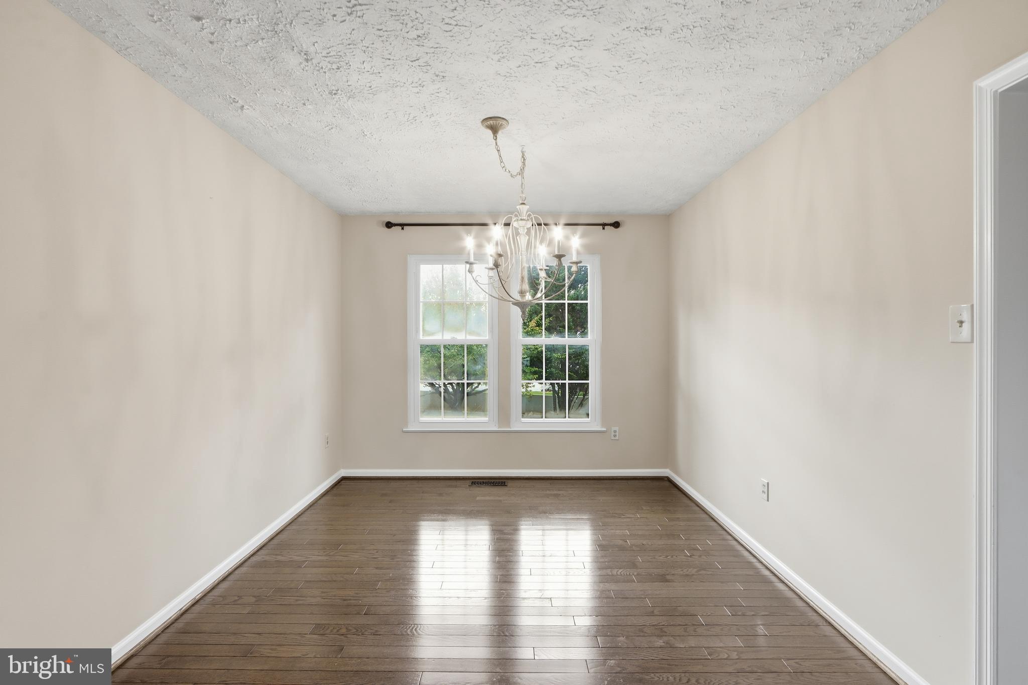 CAMBRIDGE FARMS - Residential