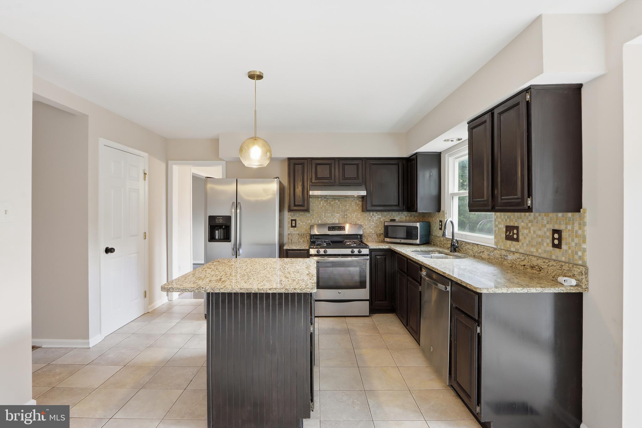 CAMBRIDGE FARMS - Residential