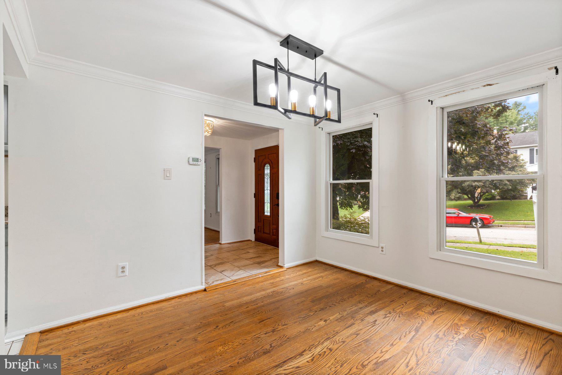 2 TOPWOOD COURT