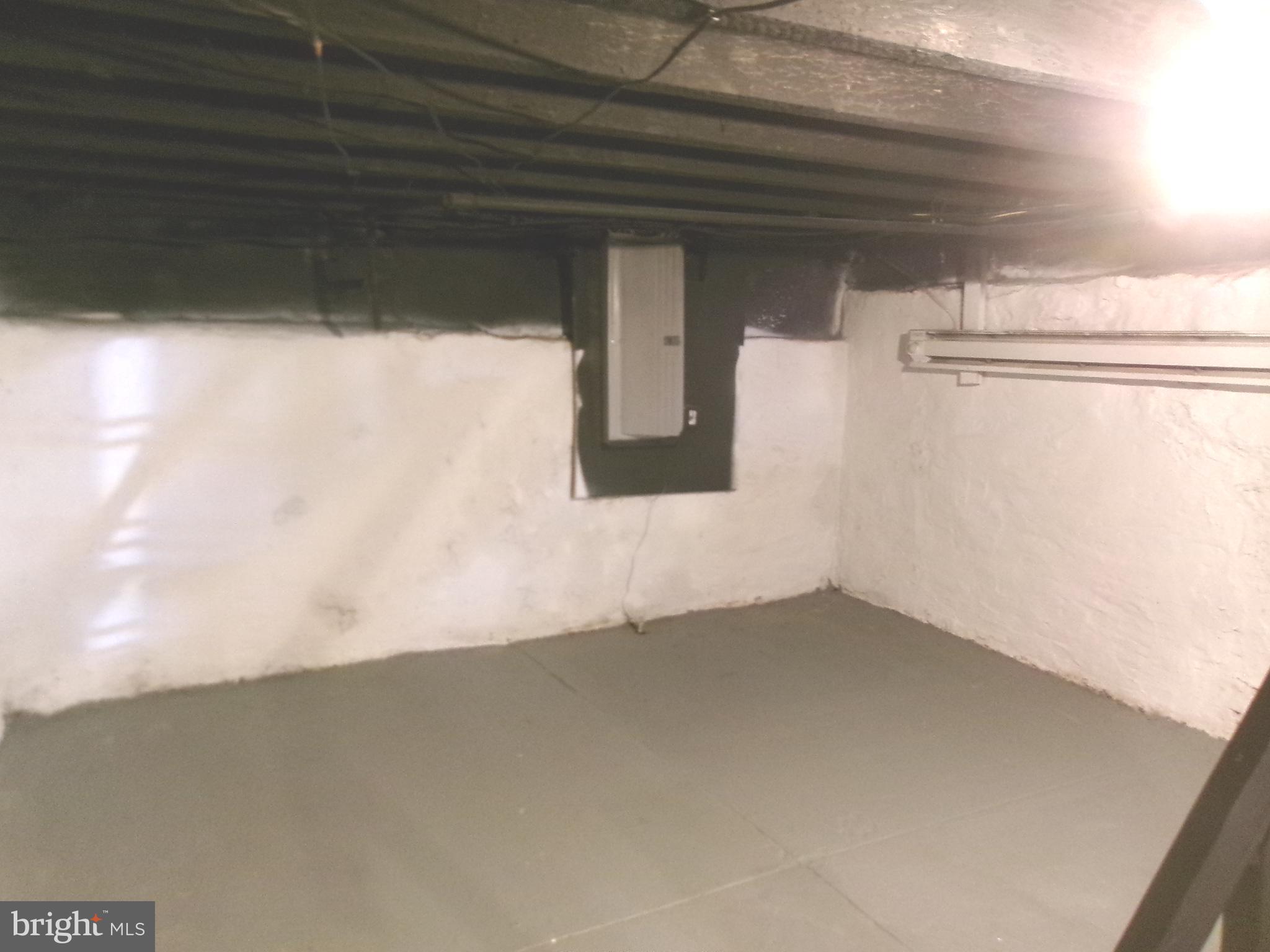 KENSINGTON - Residential