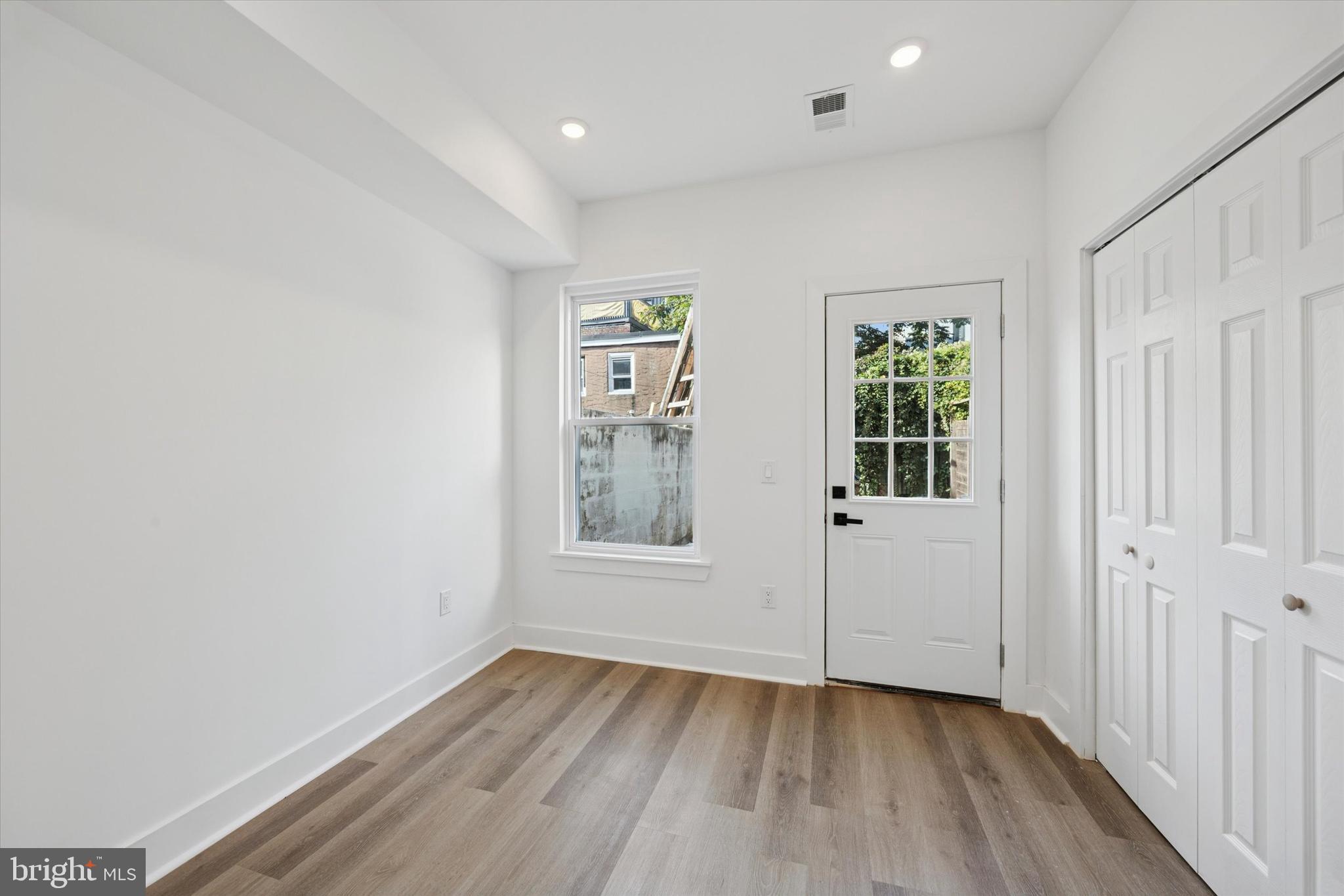 FISHTOWN - Residential Lease