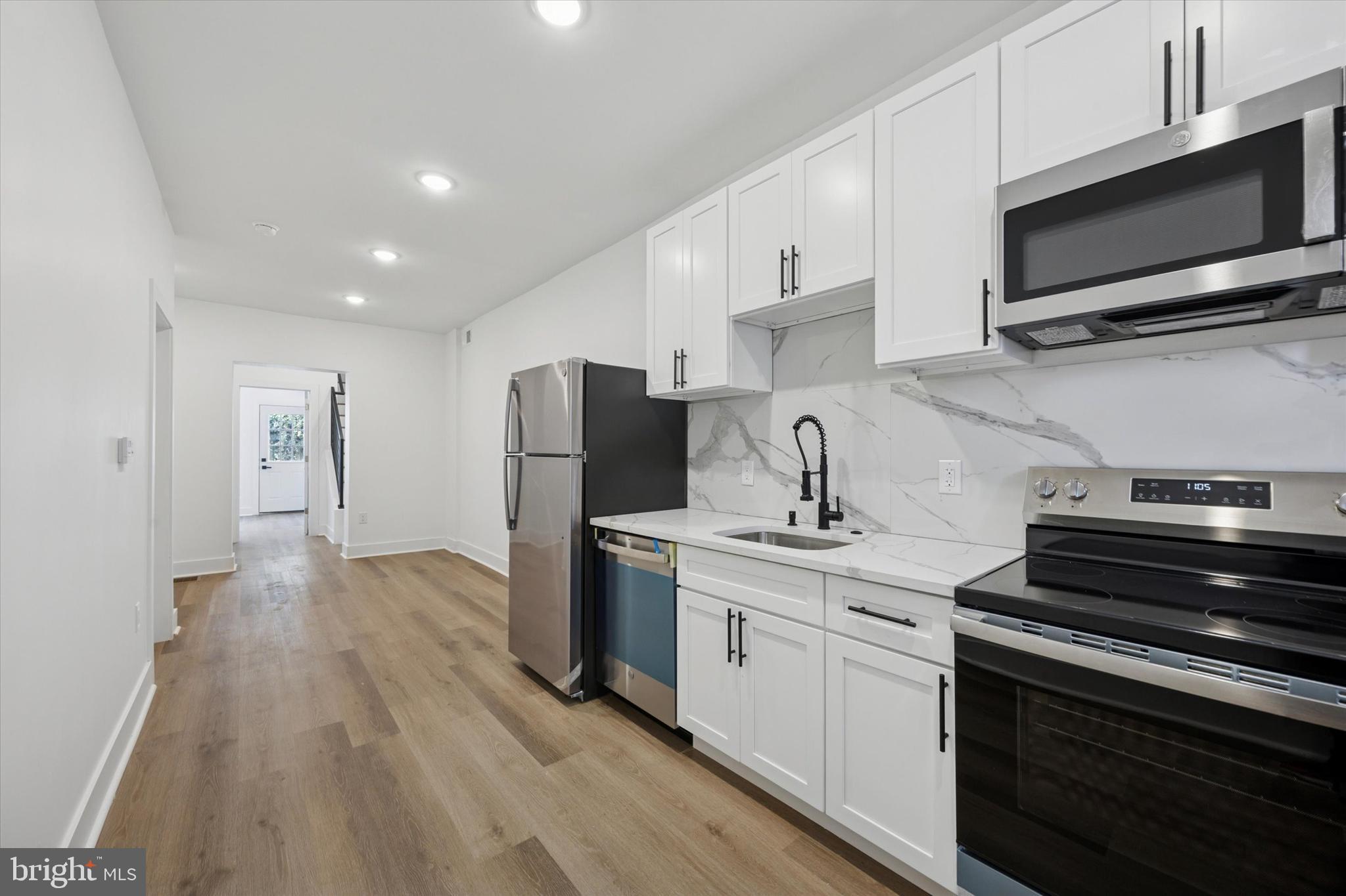 FISHTOWN - Residential Lease