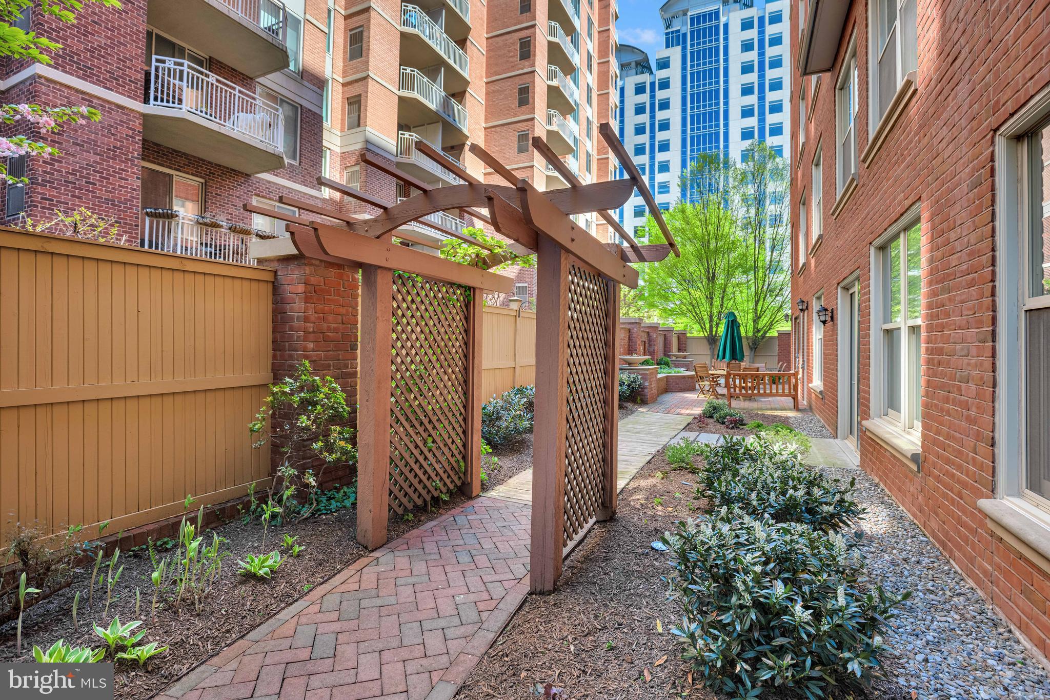 EDGEMOOR - Residential