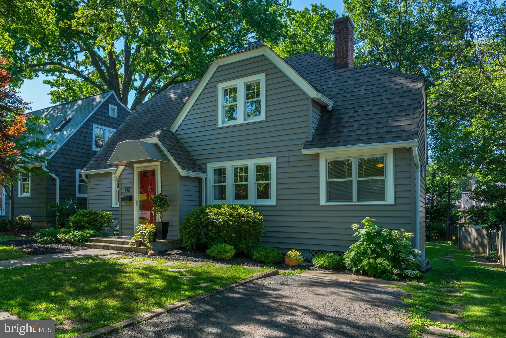 AURORA HILLS - Residential