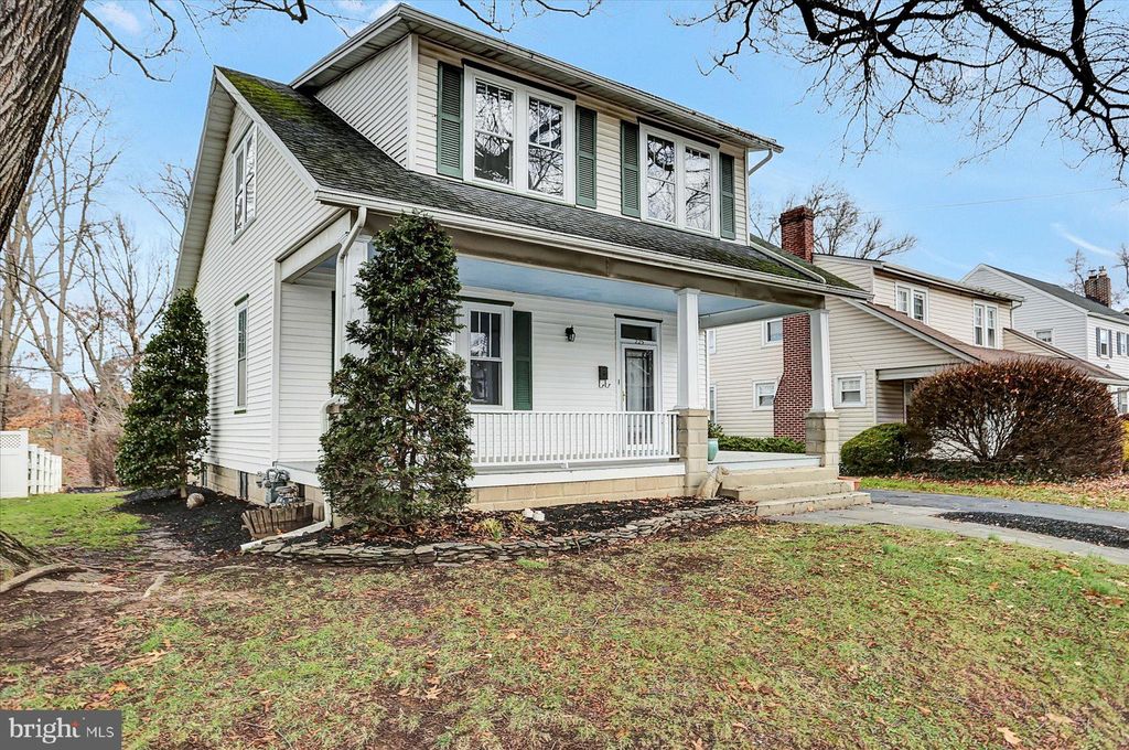 Photo of 225 E Bainbridge Street, Elizabethtown, PA 17022 (MLS # PALA2044802)