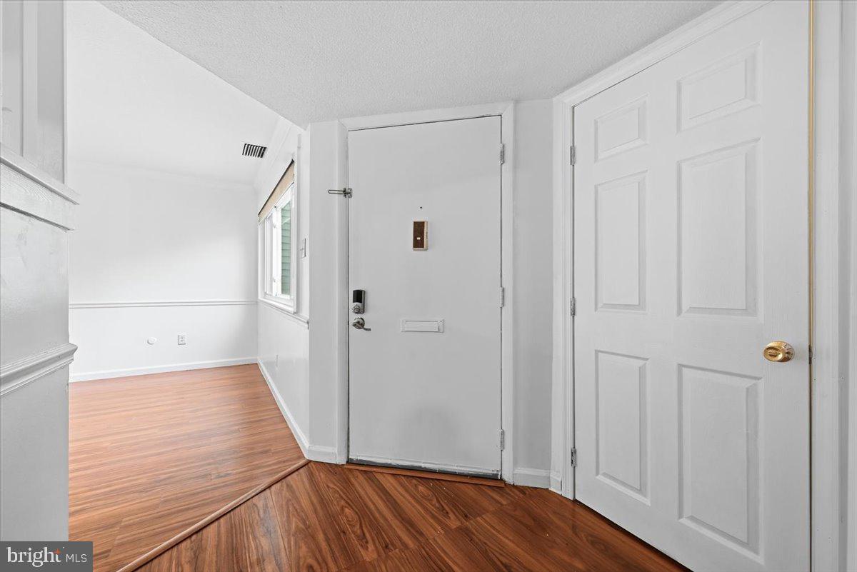 504 FREEDOM CIRCLE 319