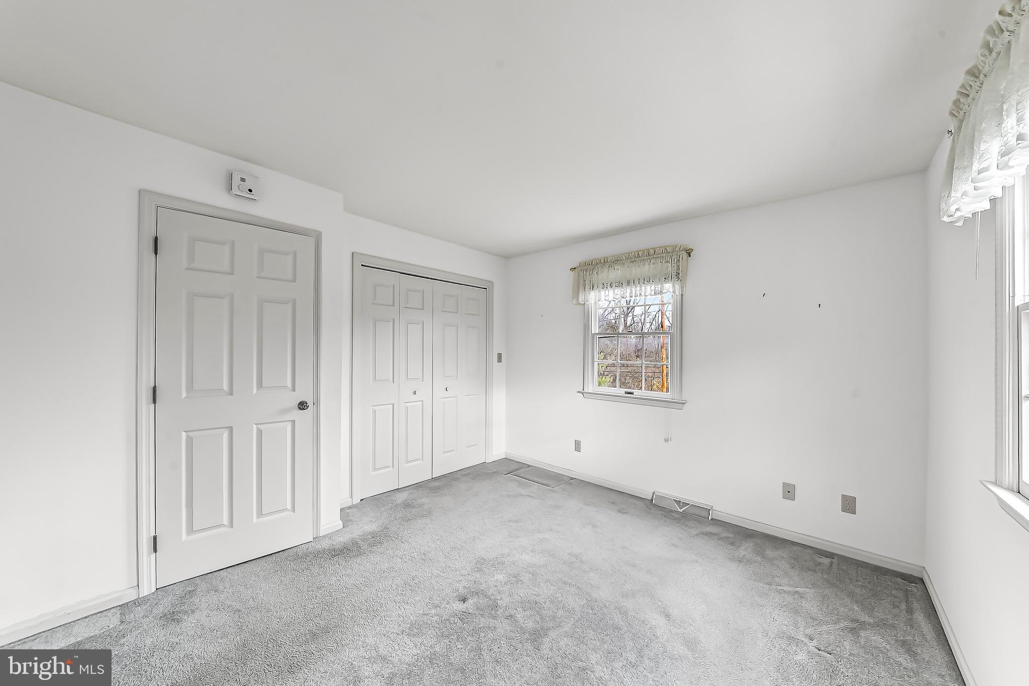 HILLS OVER PRATTS - Residential