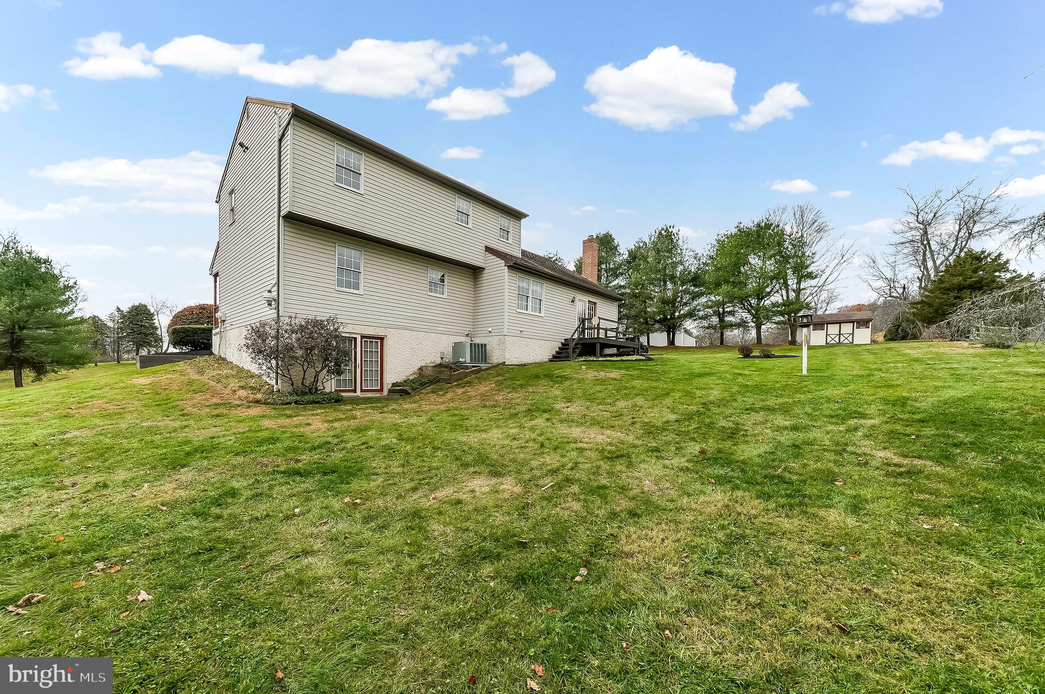 HILLS OVER PRATTS - Residential