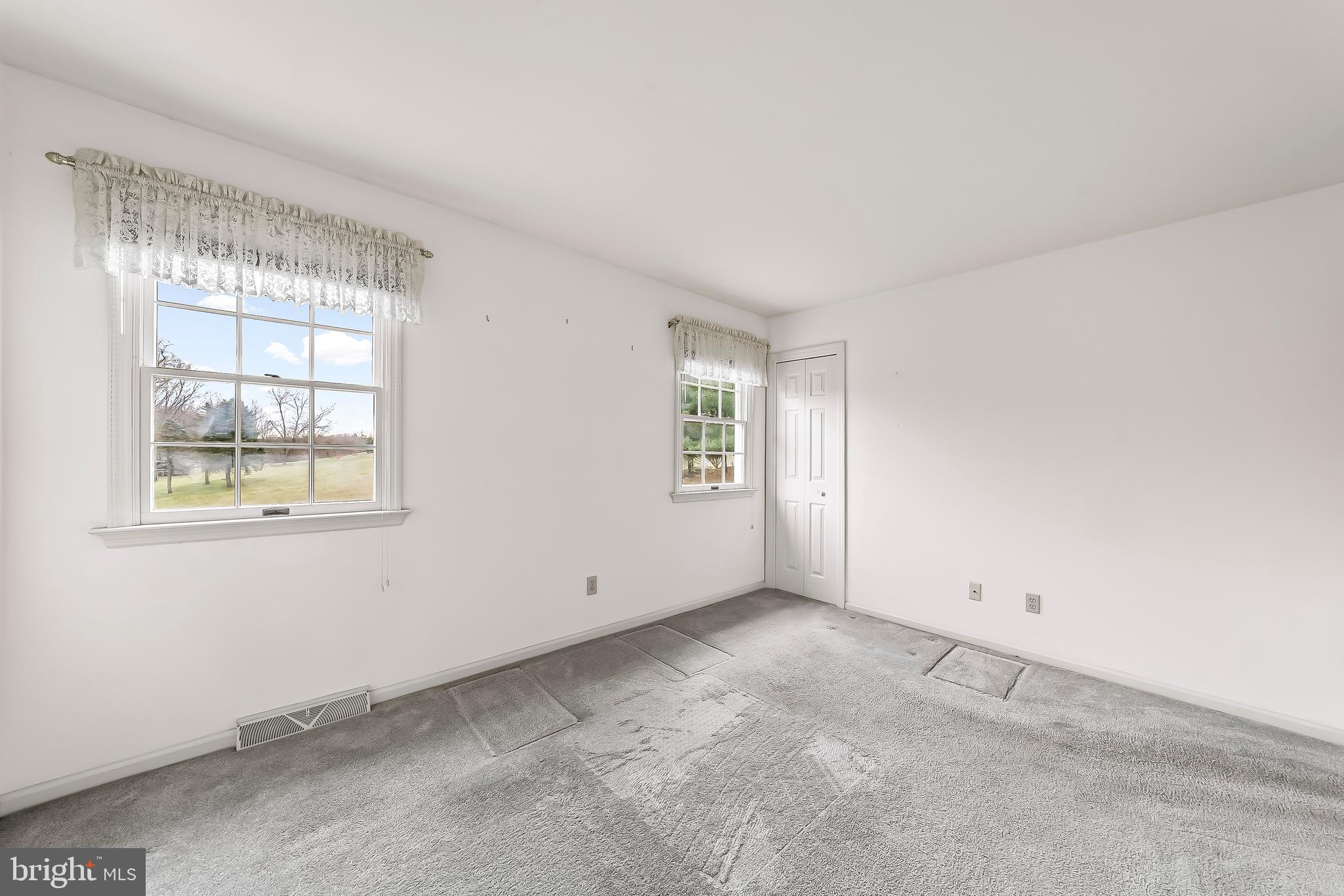 HILLS OVER PRATTS - Residential