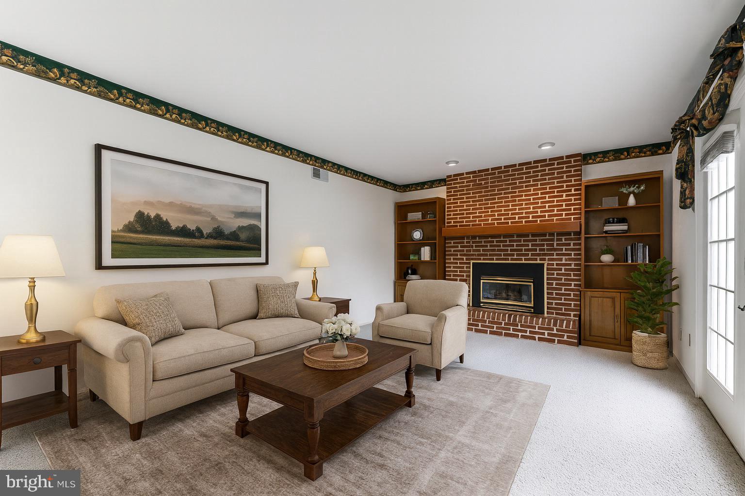 HILLS OVER PRATTS - Residential