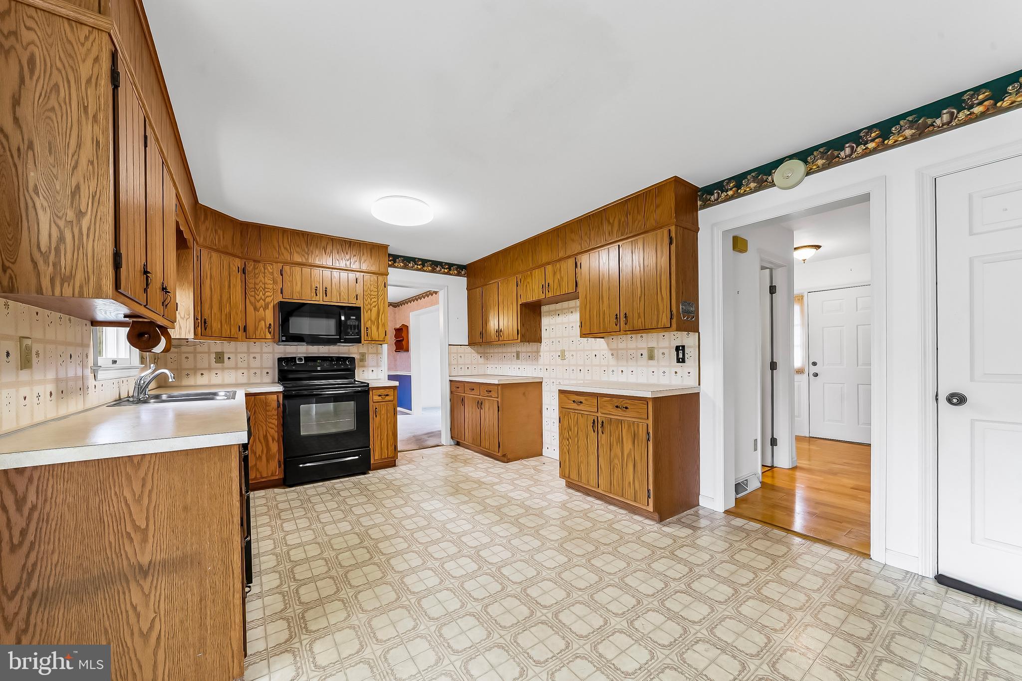 HILLS OVER PRATTS - Residential