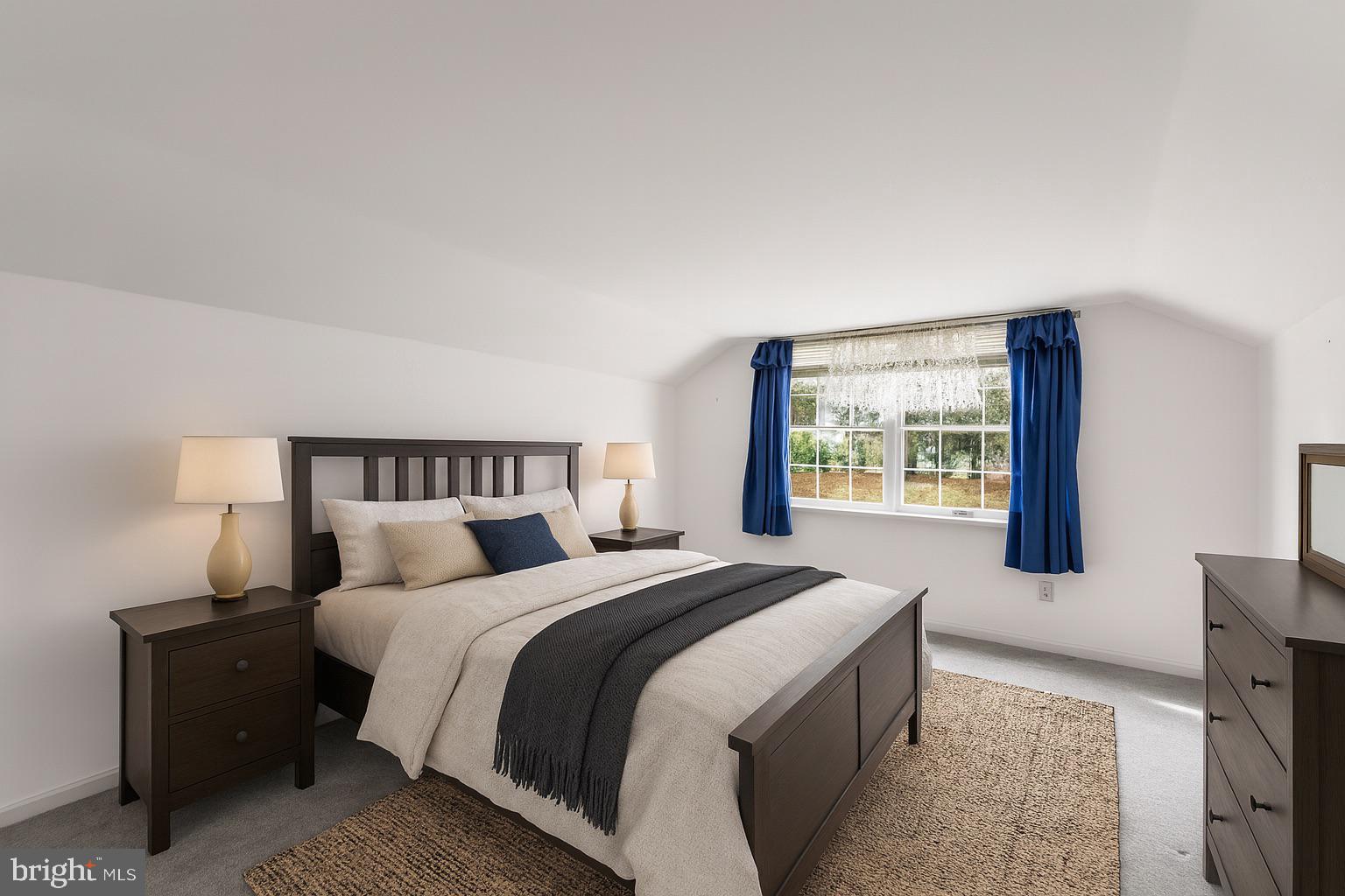 HILLS OVER PRATTS - Residential