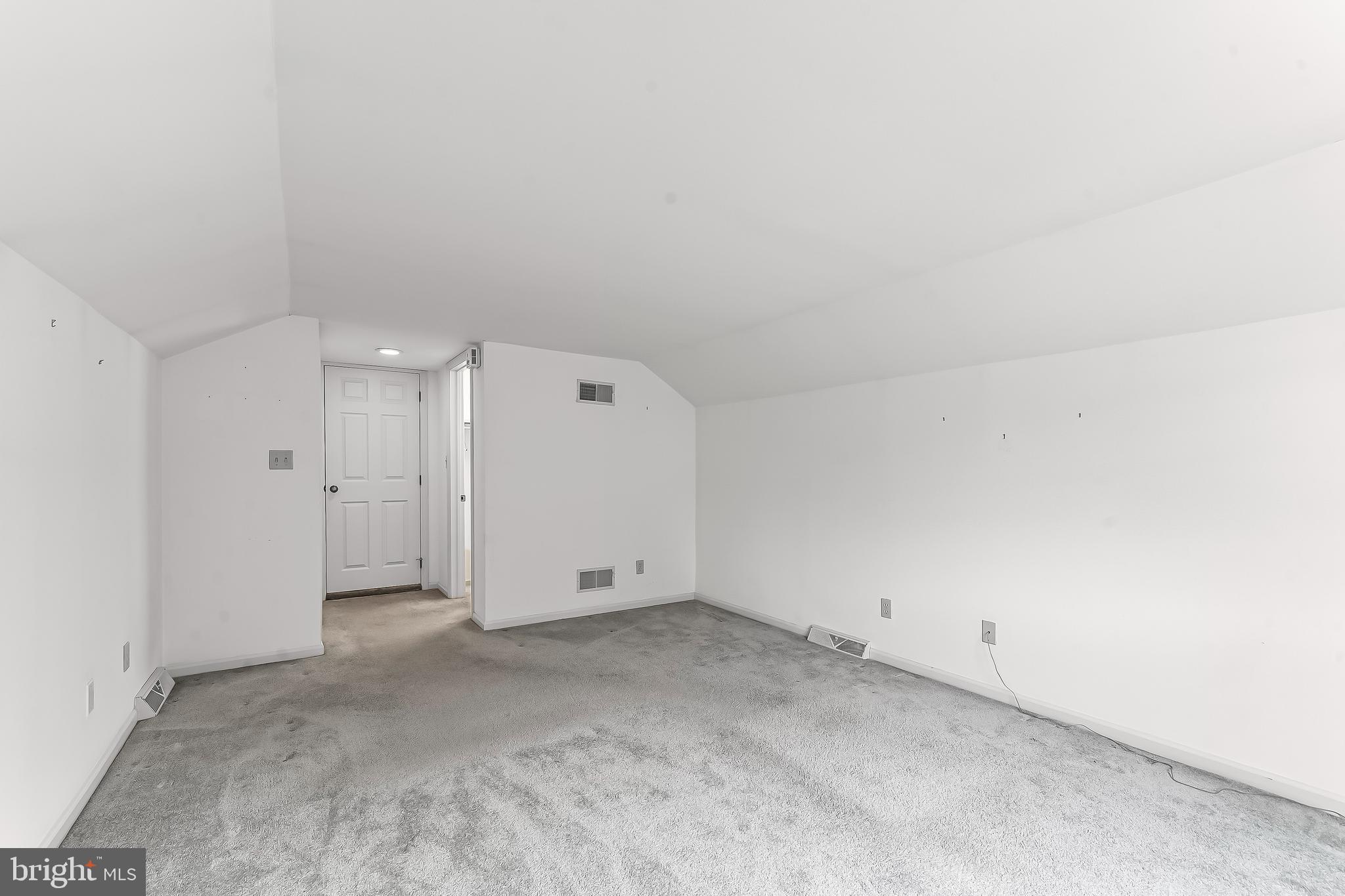 HILLS OVER PRATTS - Residential