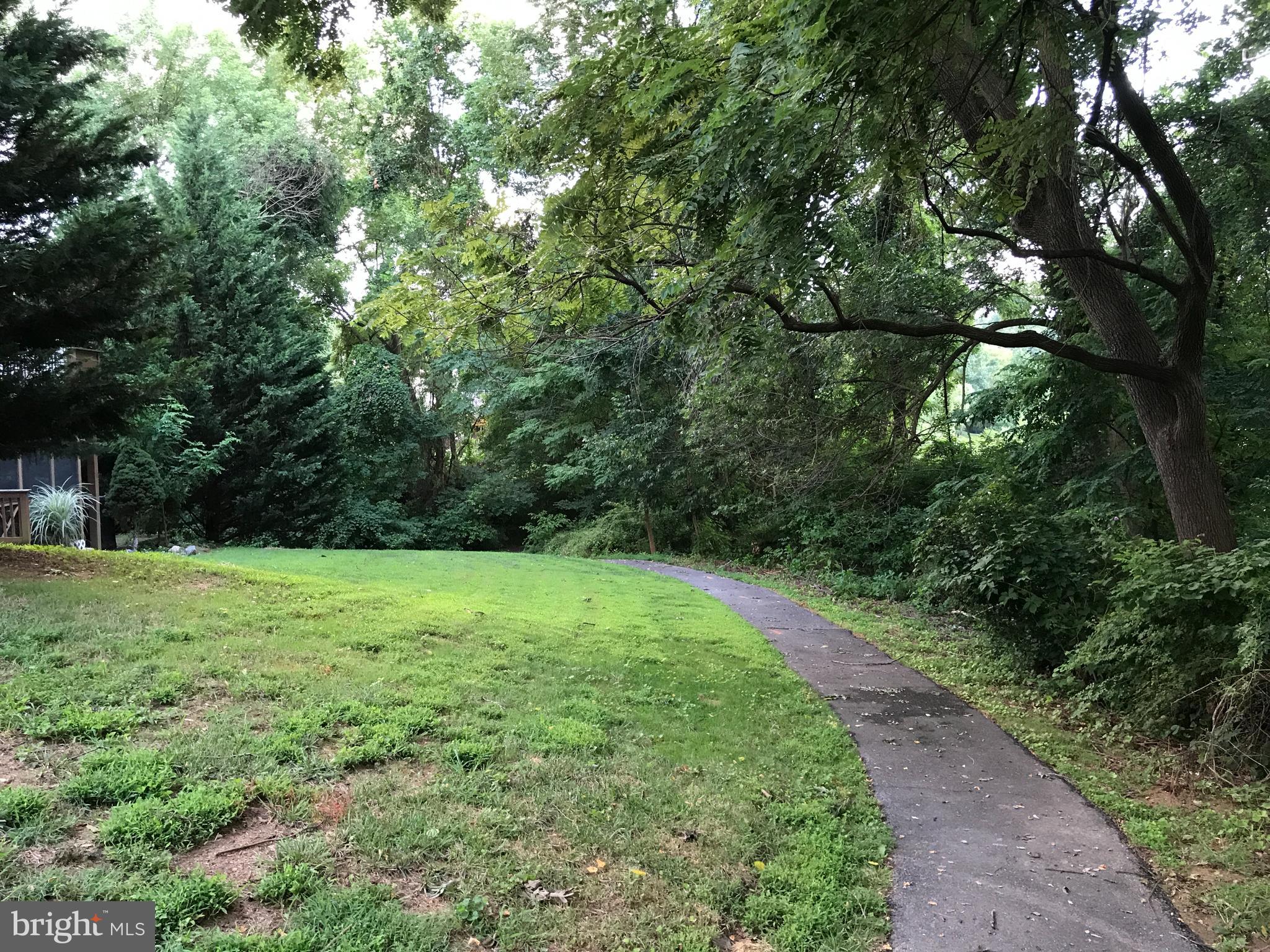 GUNNERS LAKE VILLAGE - Residential Lease