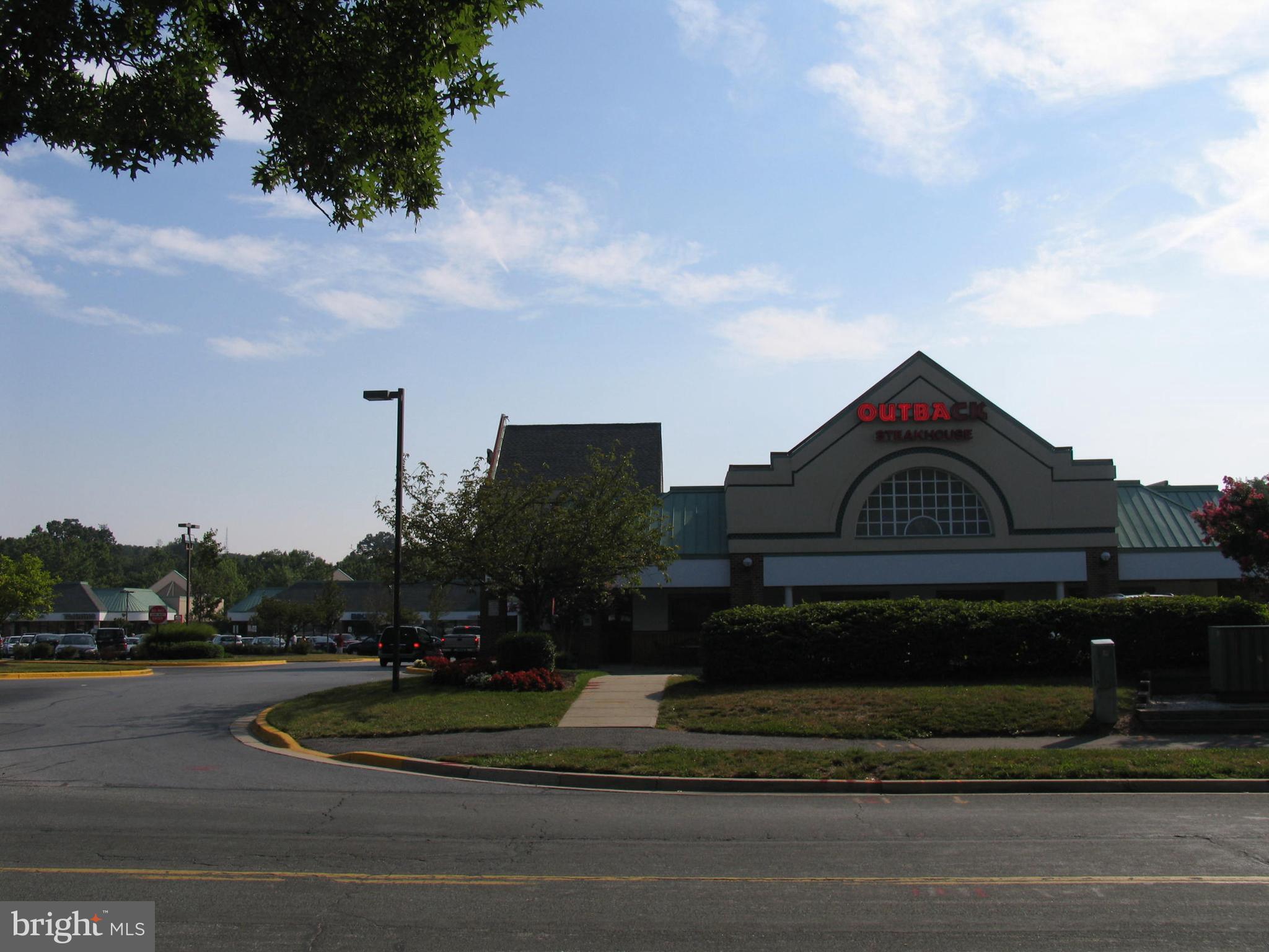 GUNNERS LAKE VILLAGE - Residential Lease