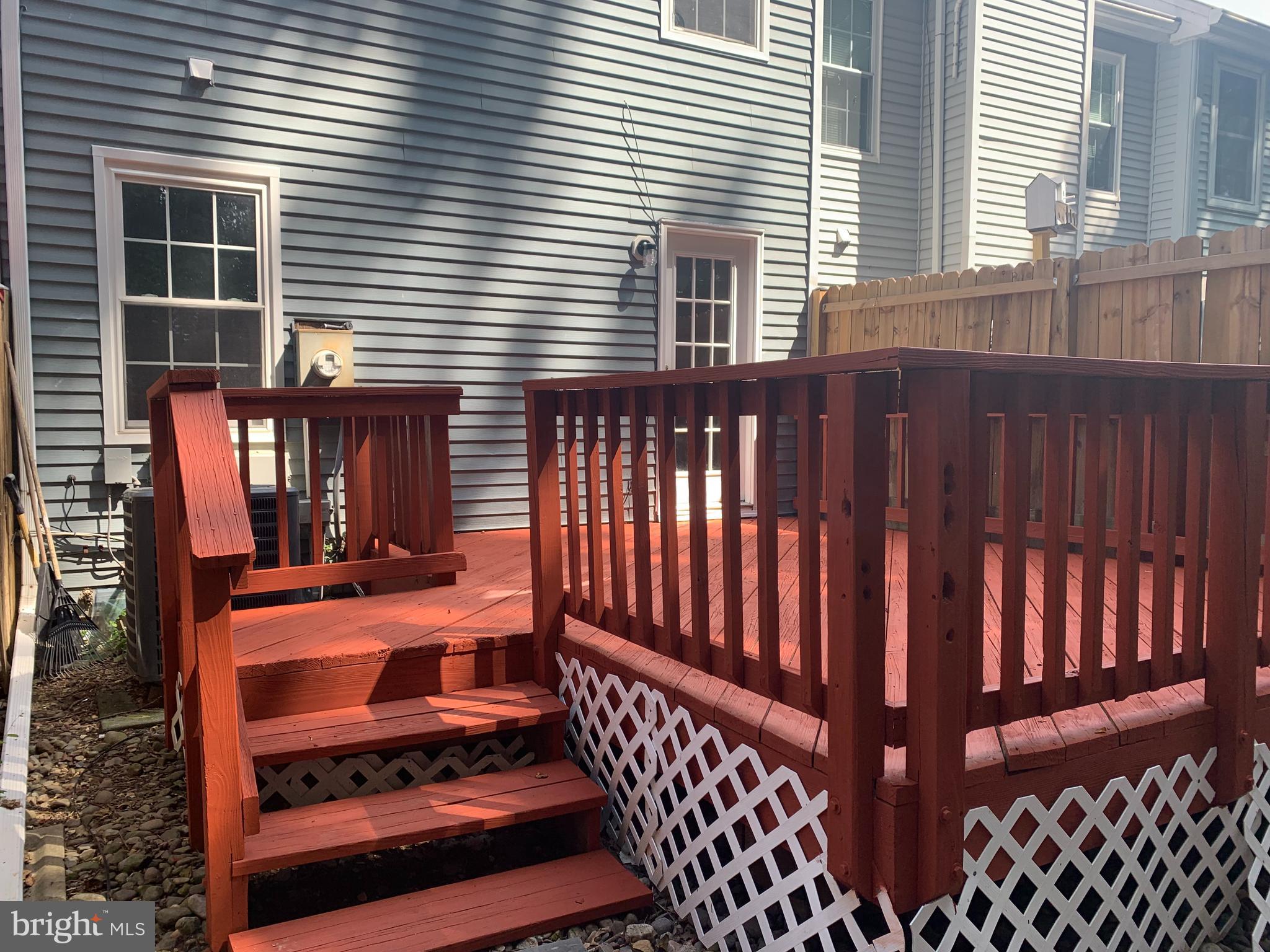 GUNNERS LAKE VILLAGE - Residential Lease