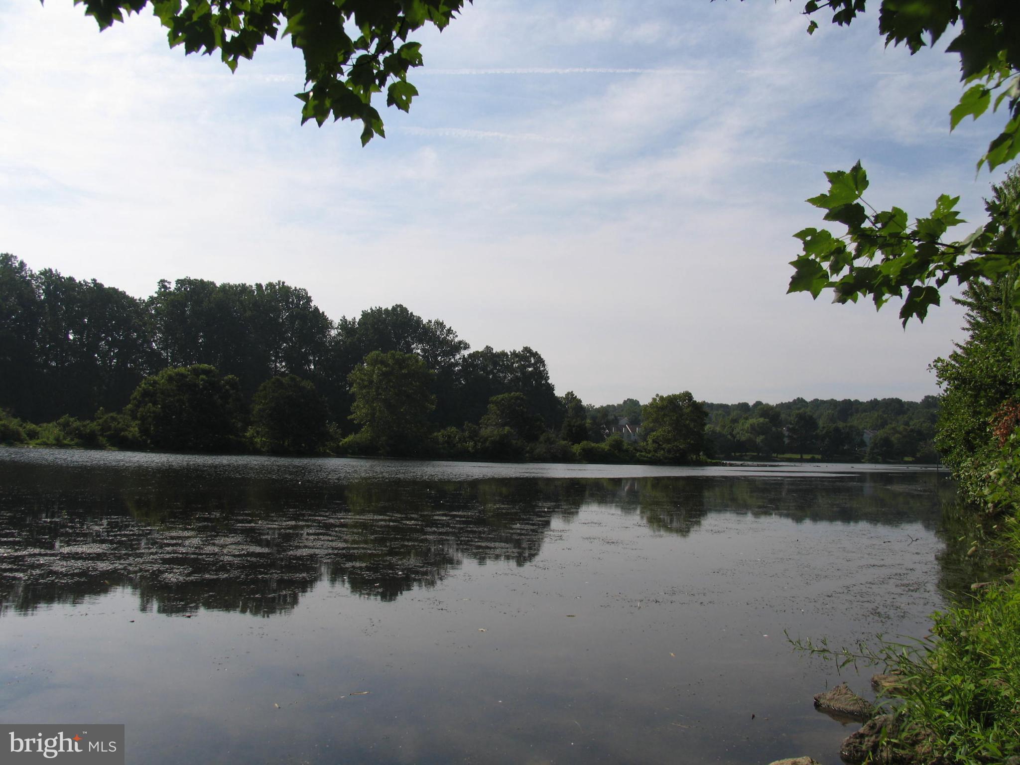 GUNNERS LAKE VILLAGE - Residential Lease