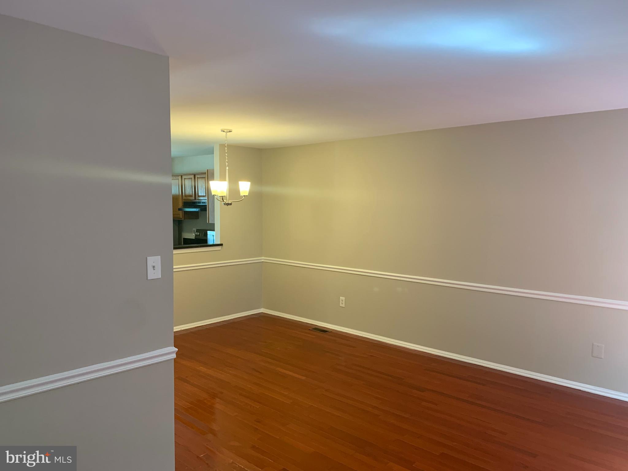 GUNNERS LAKE VILLAGE - Residential Lease