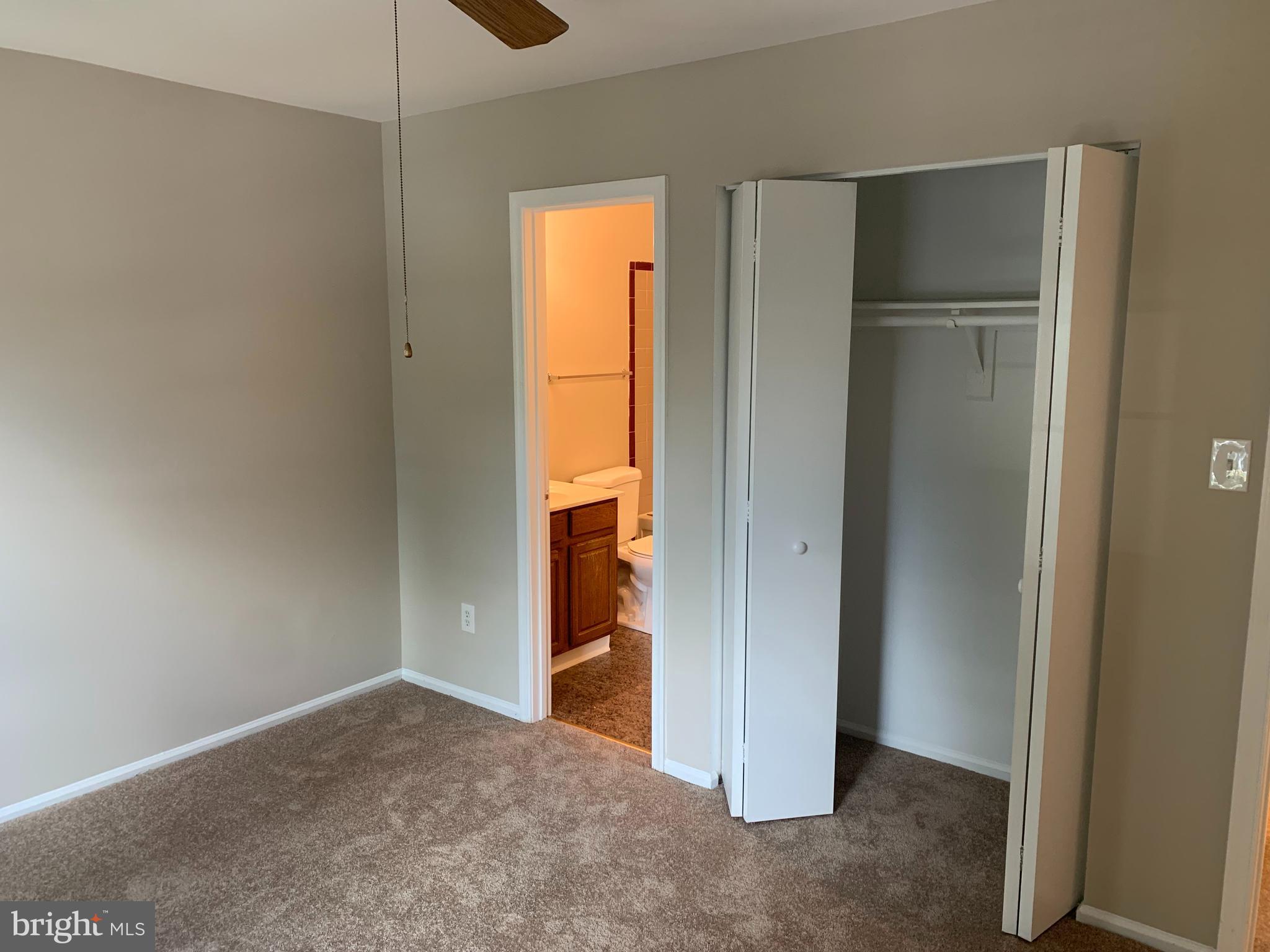 GUNNERS LAKE VILLAGE - Residential Lease