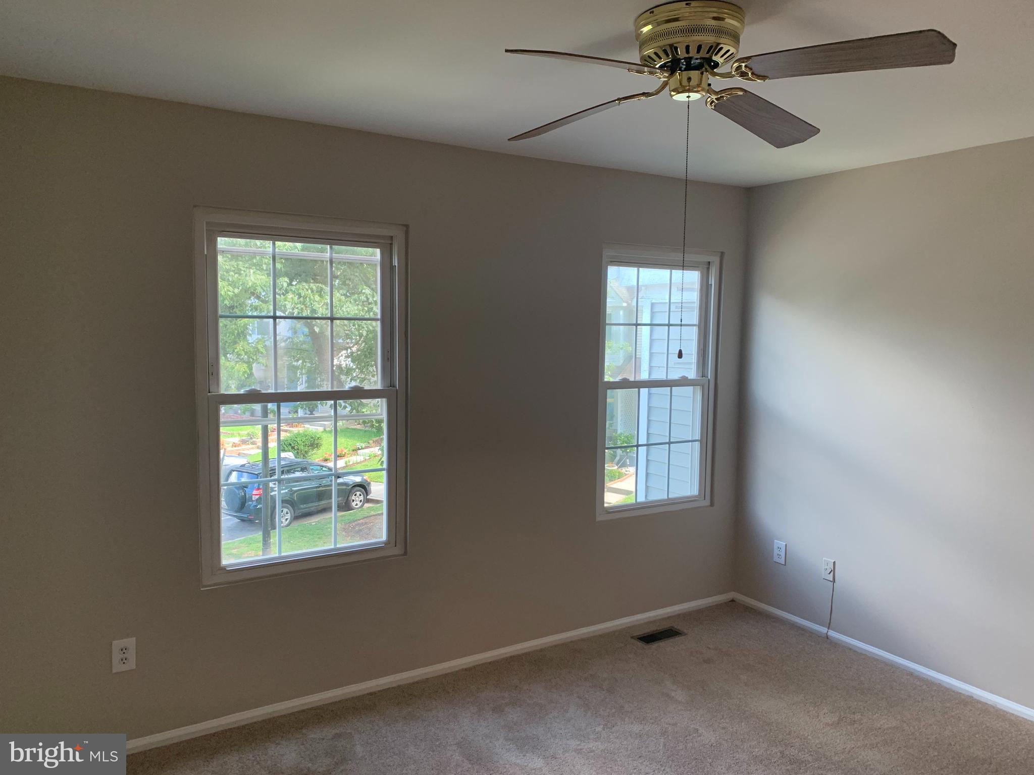 GUNNERS LAKE VILLAGE - Residential Lease