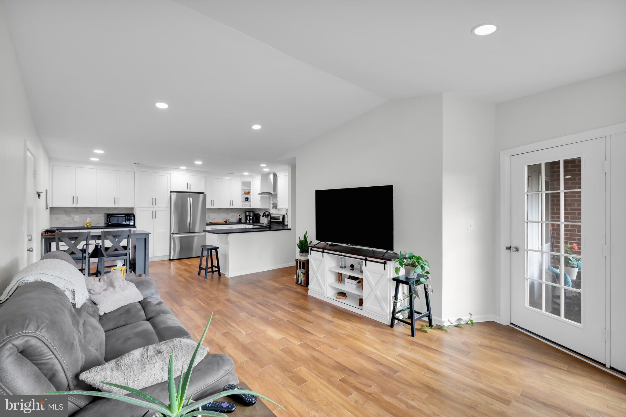 SOUTHLAND CONDOMINIU - Residential