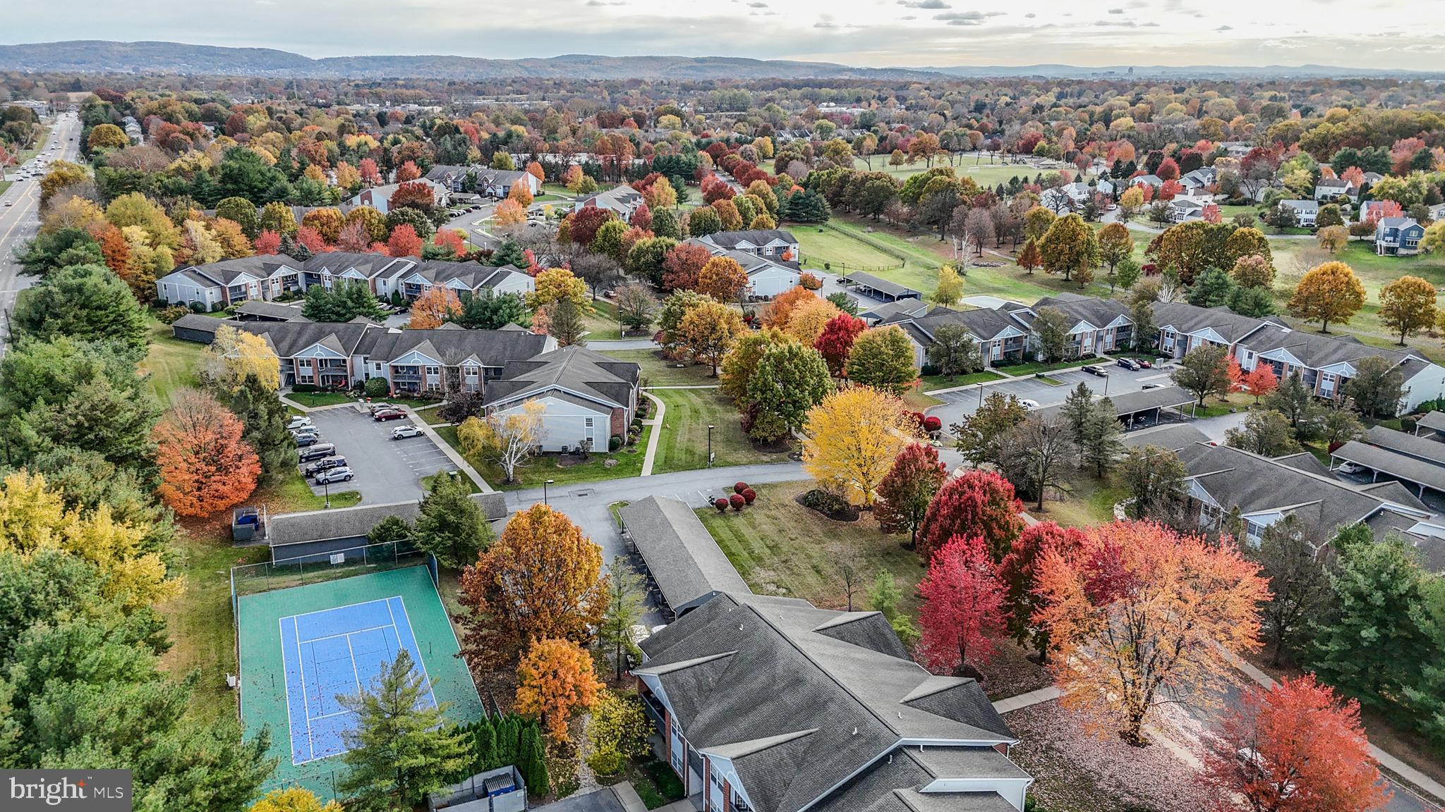 SOUTHLAND CONDOMINIU - Residential