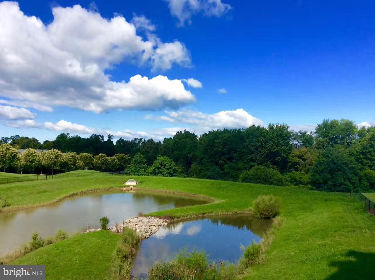 VILLAGES OF URBANA - Residential Lease